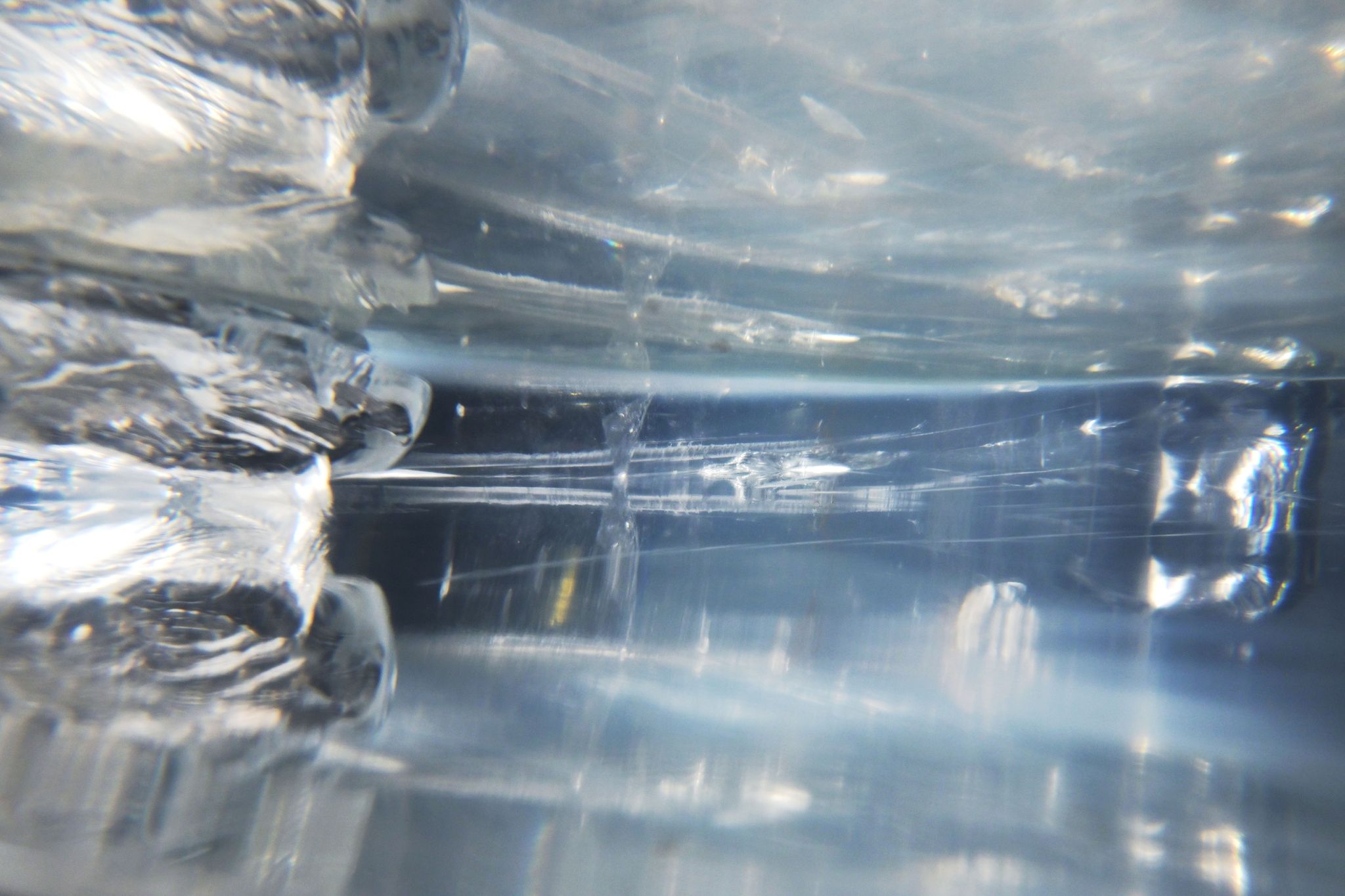 Puzzeln für Profis: Wie konnte der Aquadom platzen?