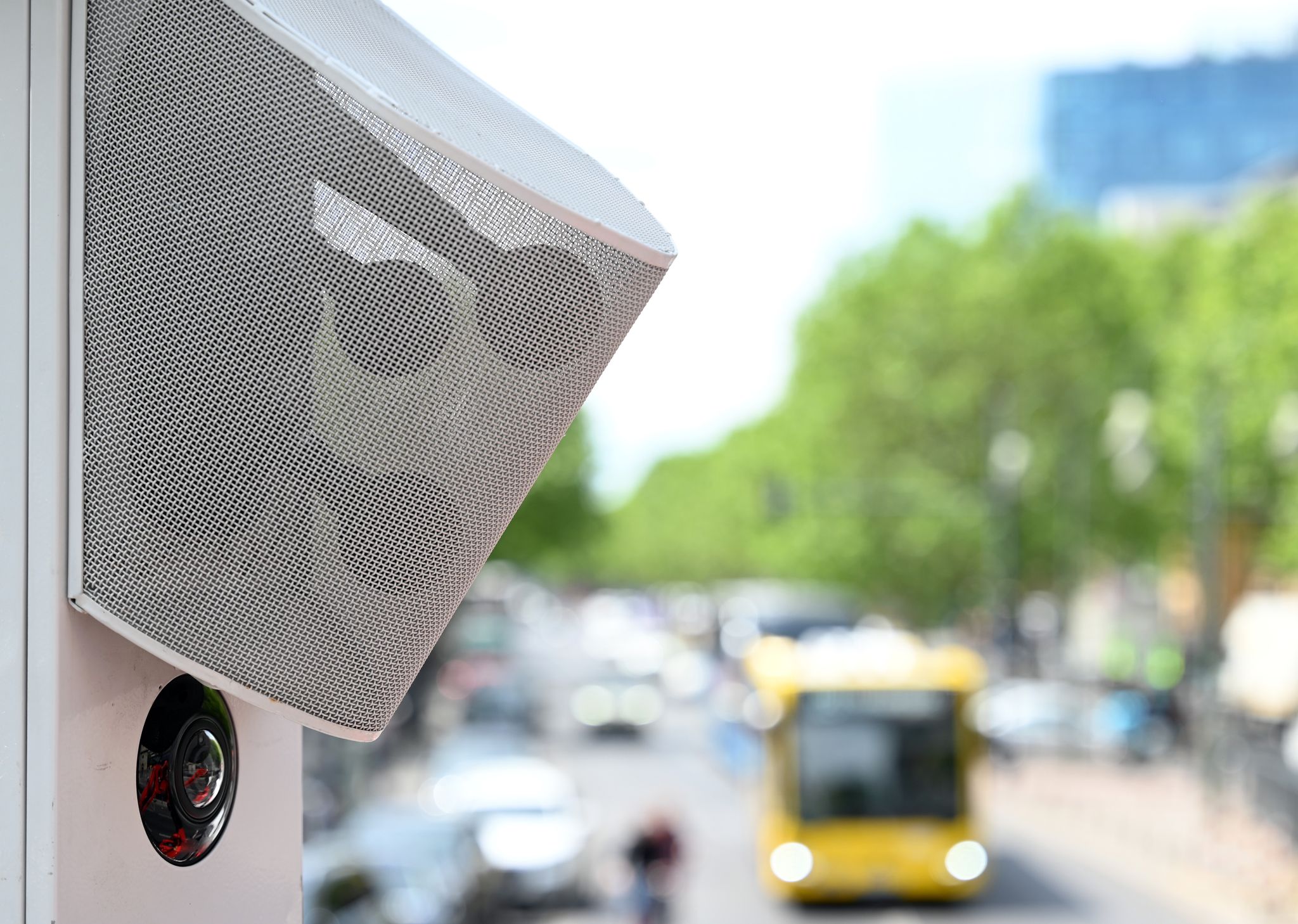 Lärmblitzer identifiziert besonders laute Fahrzeuge