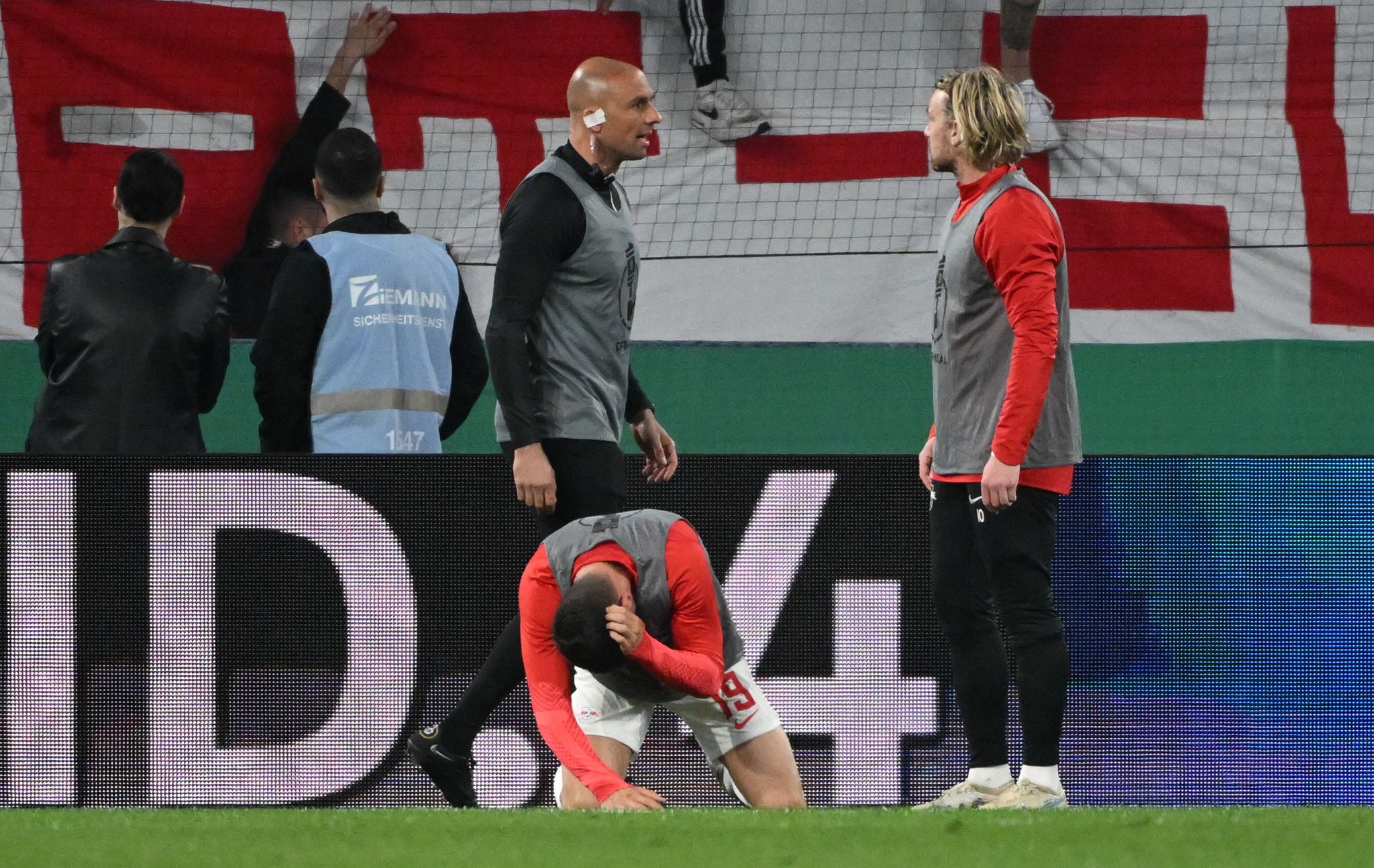 Freiburgs Sportvorstand über Münzwürfe: «Beschissen»