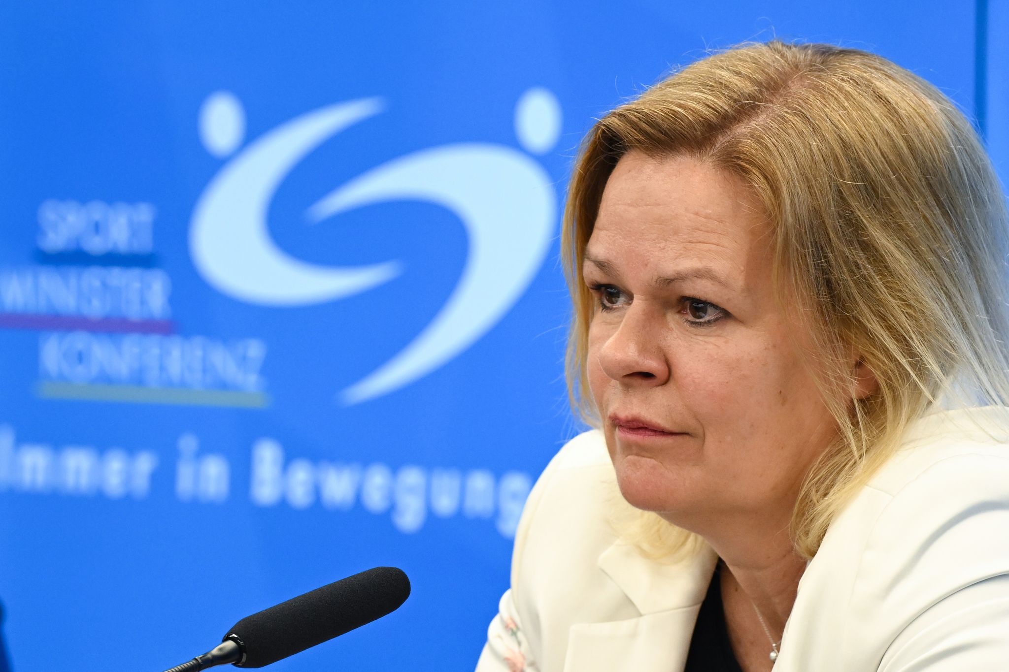 Faeser: Visa-Verbot für Sportler aus Russland und Belarus