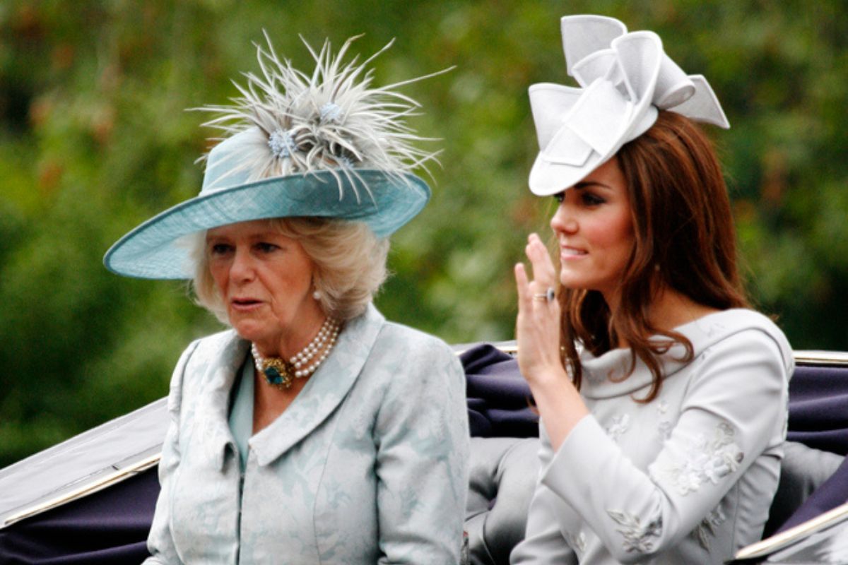 Queen Camilla stirbt fast bei Messerangriff