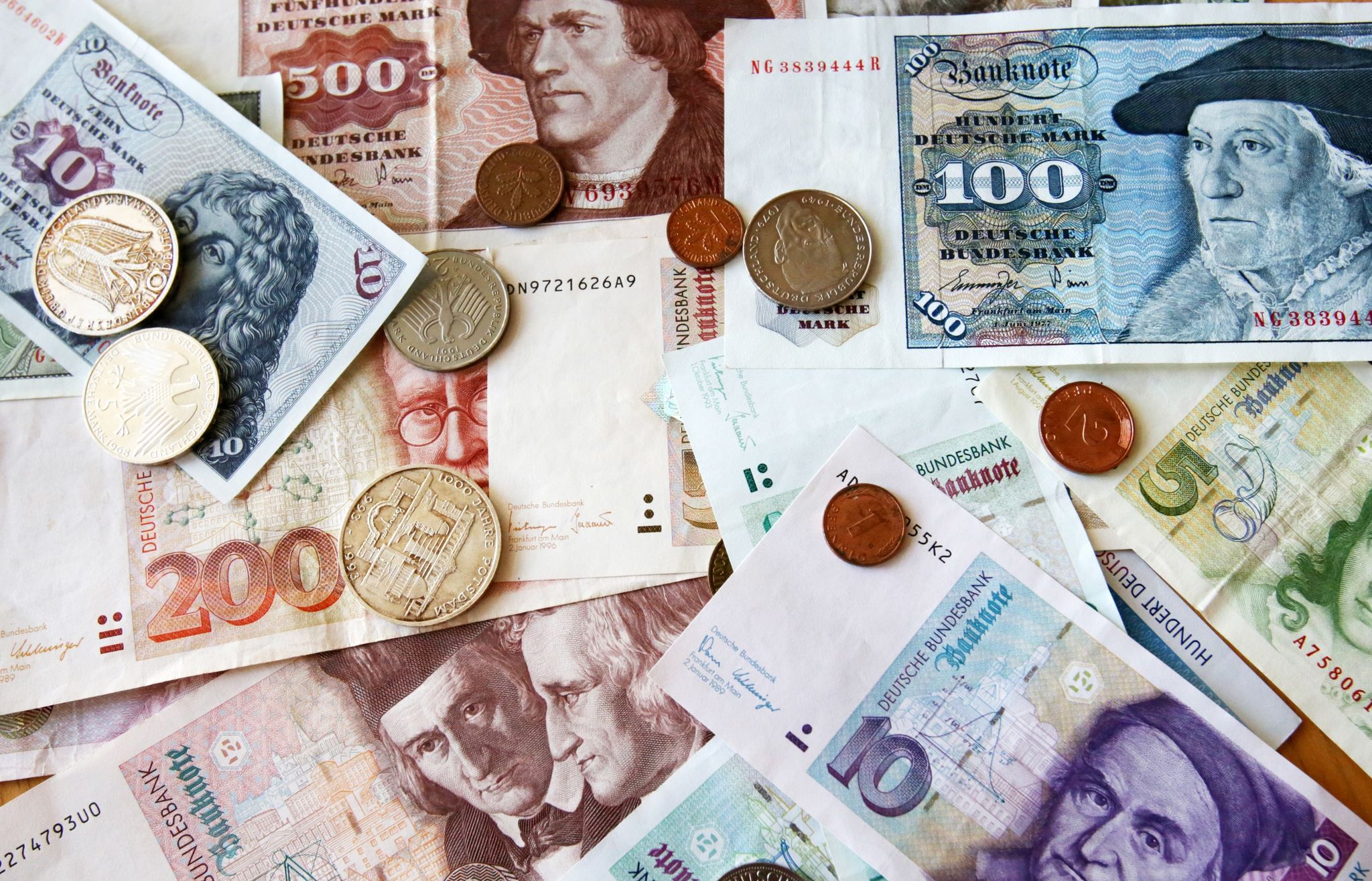 Harte Währung und lange Liebe: Die Deutschen und die D-Mark