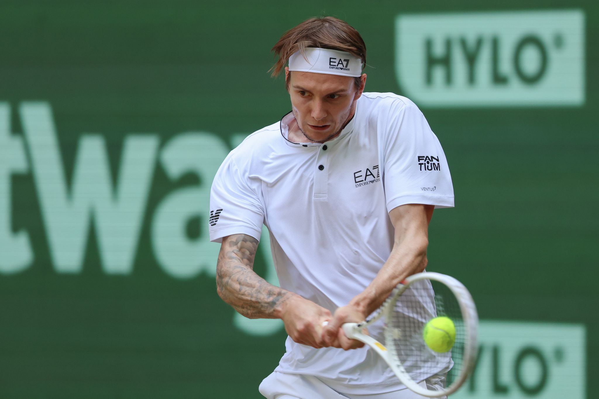 Zverev-Bezwinger Bublik gewinnt Tennis-Turnier in Halle