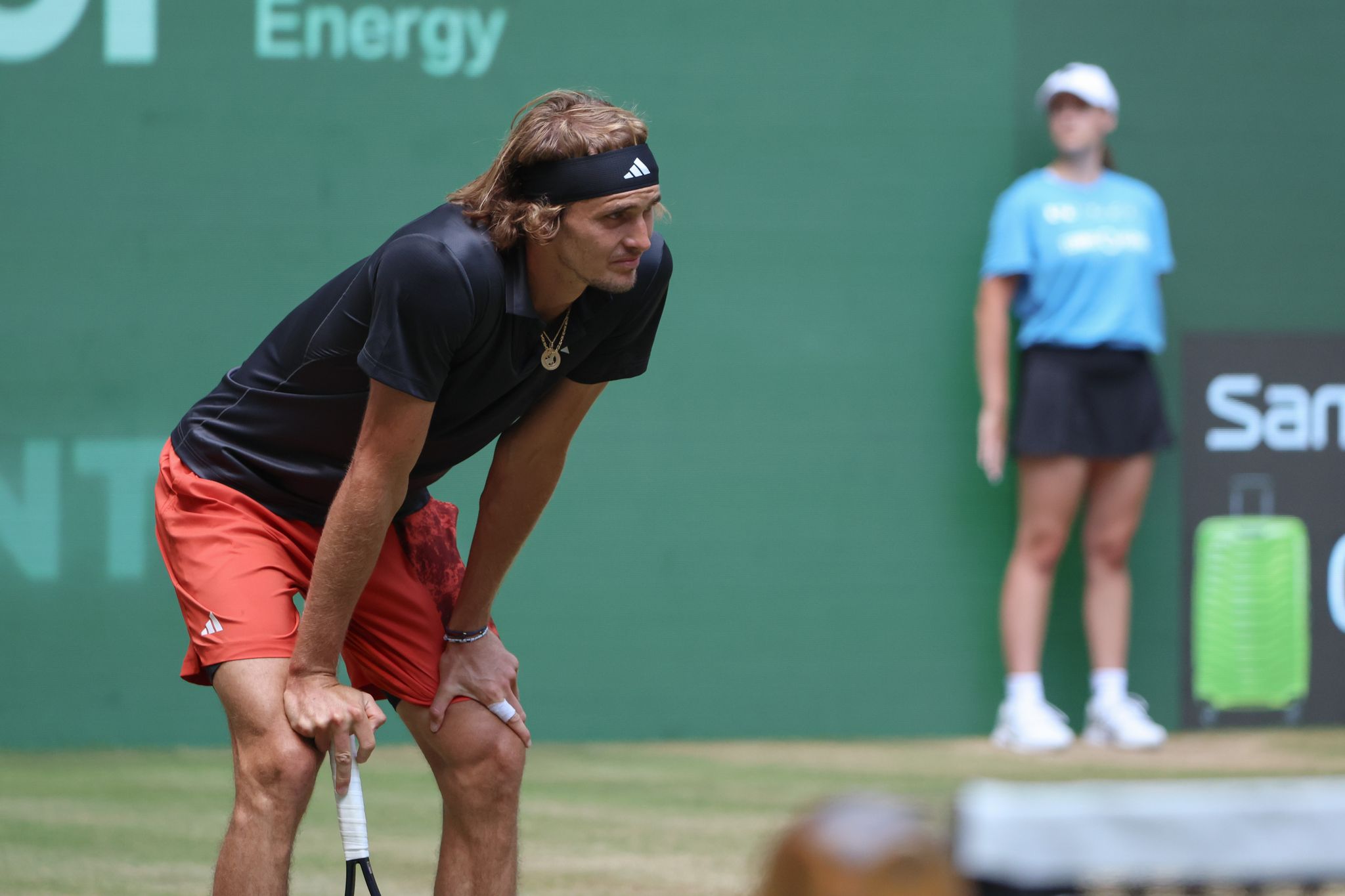 Weiter Warten: Ratloser Zverev verpasst Finale in Halle