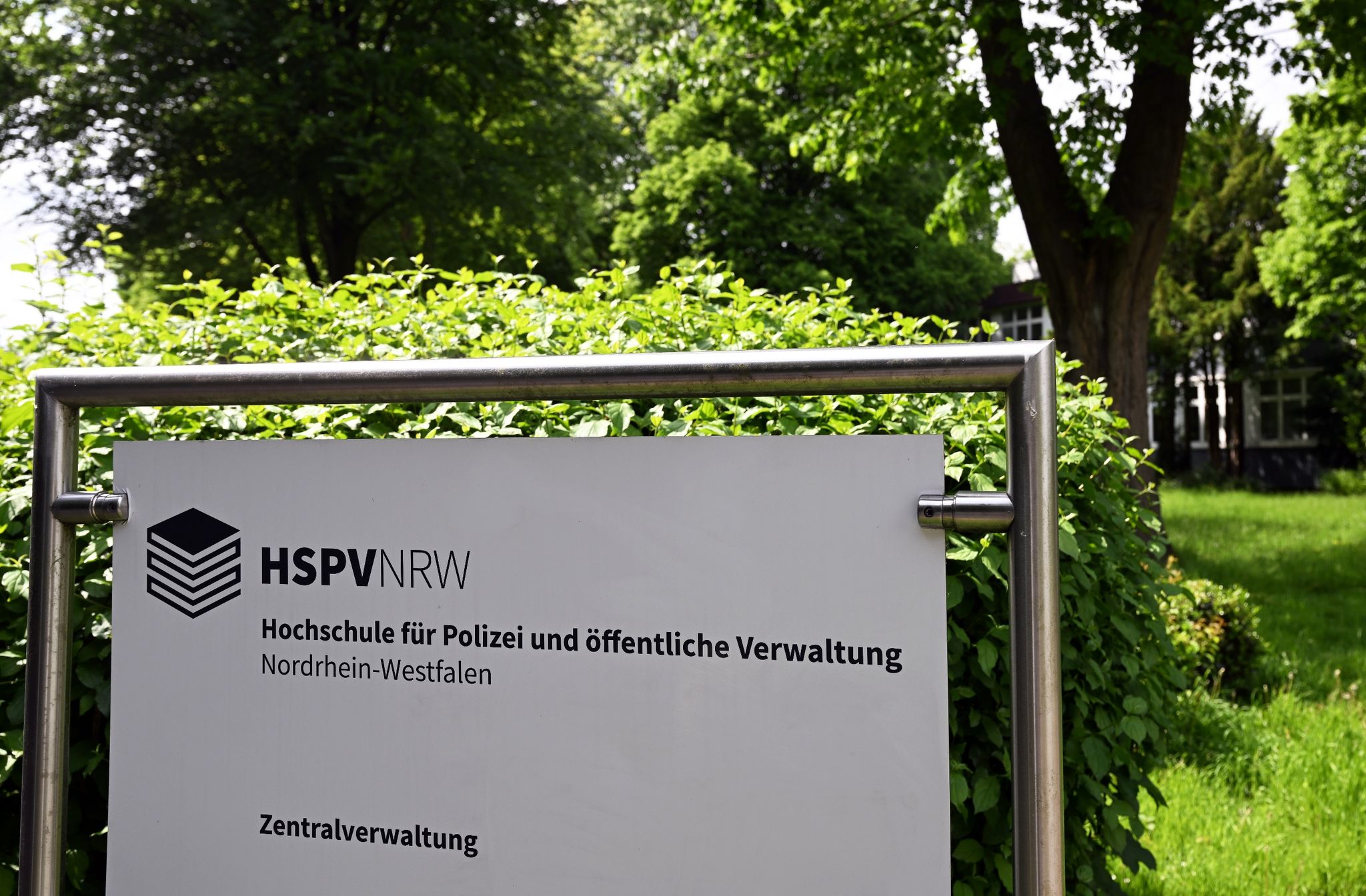 Polizei-Hochschule NRW hält an Rauswurf von Aslan fest
