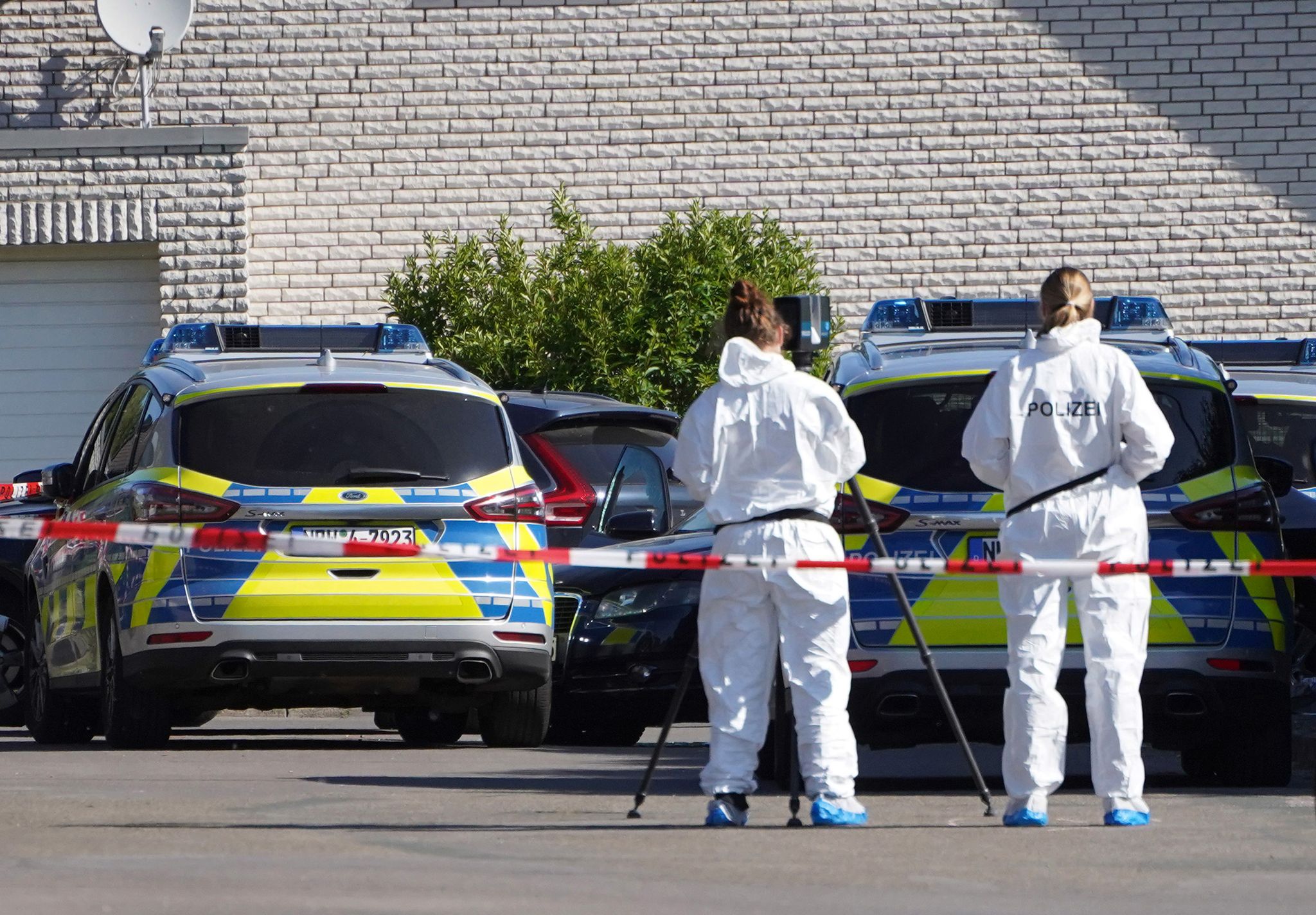 Autofahrer flieht und wird von Polizei angeschossen