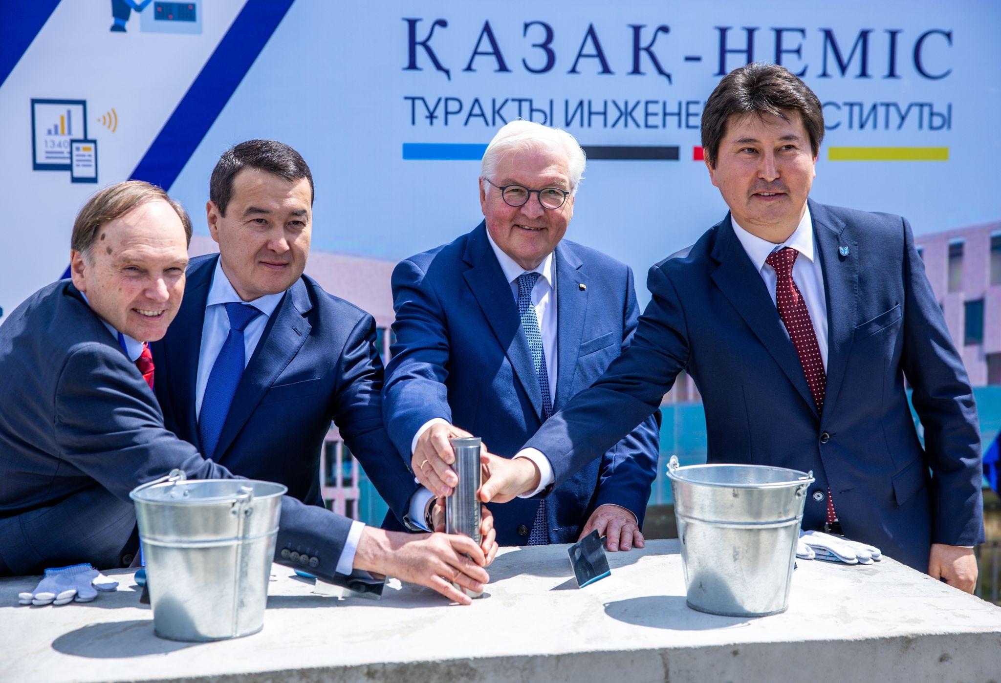 Steinmeier in Kasachstan: Grundstein für Hochschulinstitut