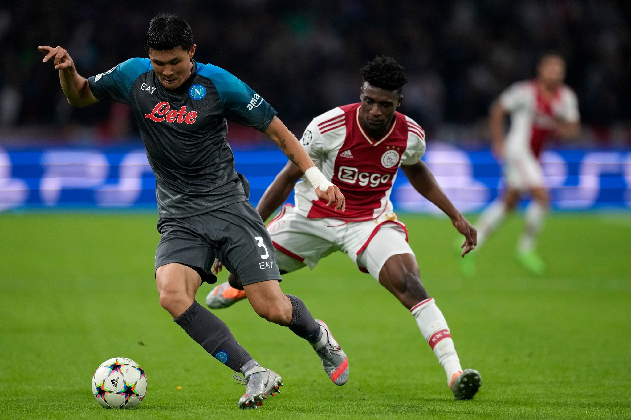 Bericht: Bayern-Treffen mit Beratern von Abwehrspieler Kim