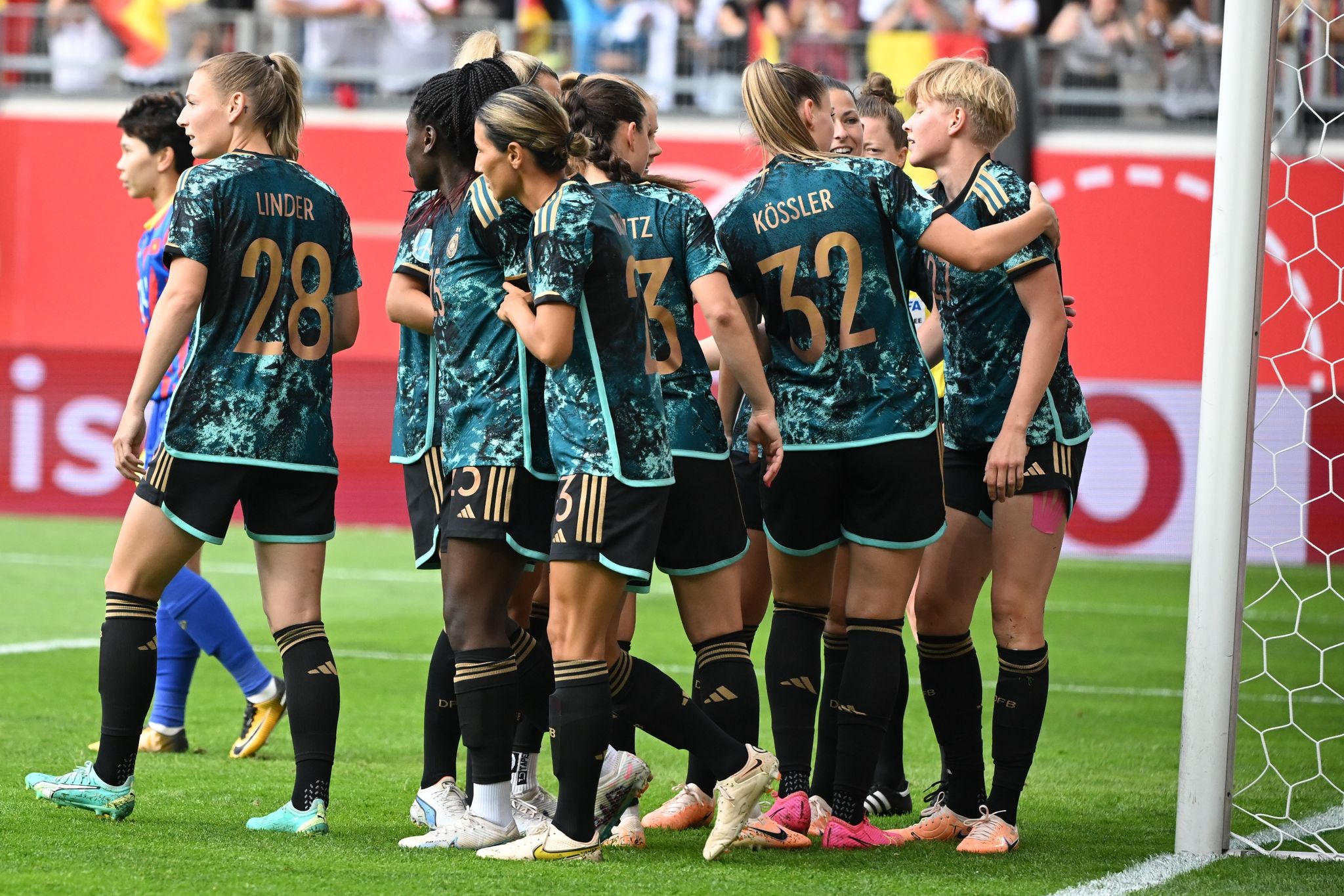 Zweite Reihe der DFB-Frauen tut sich schwer