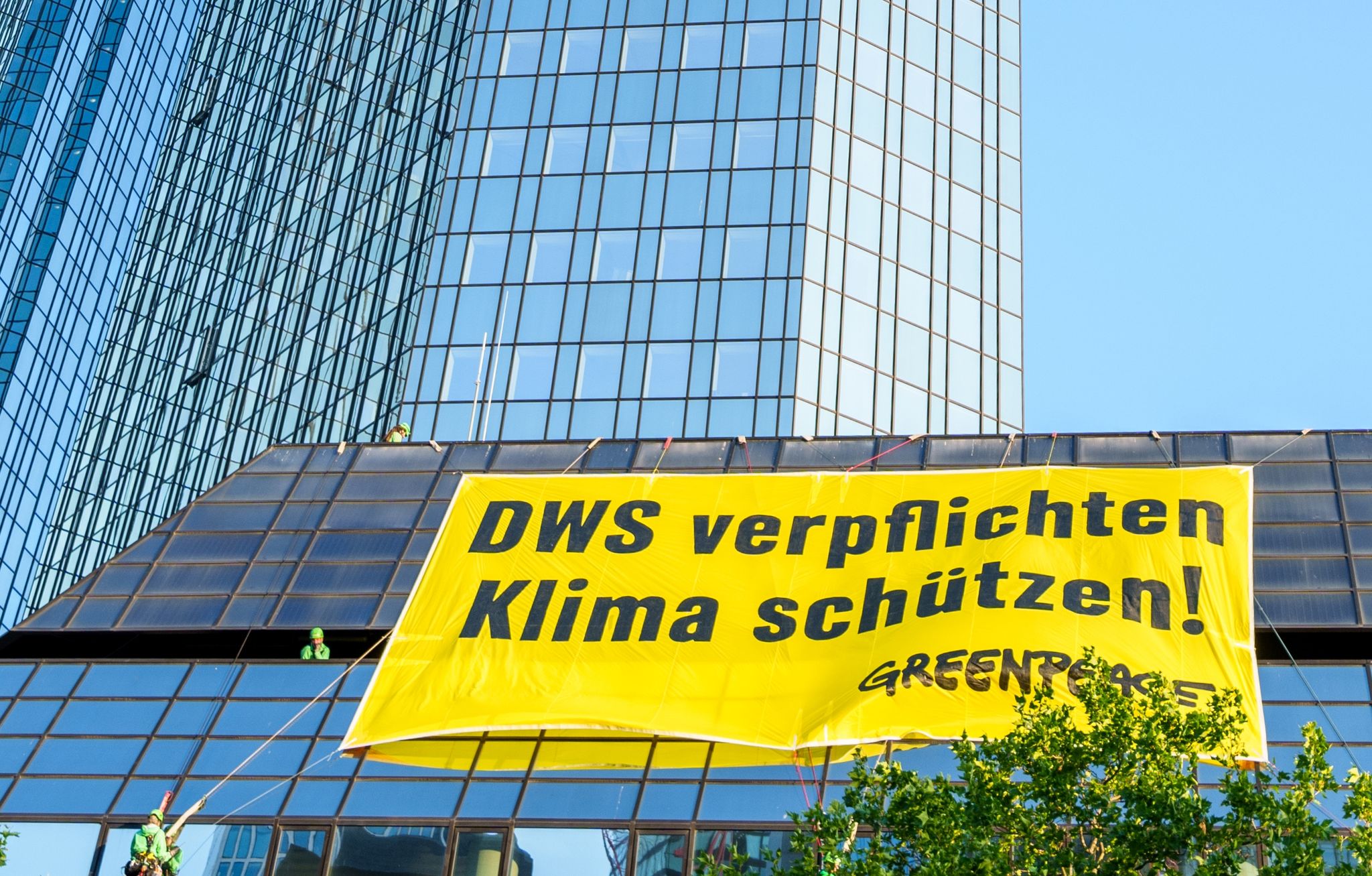 Greenpeace-Protest gegen Deutsche-Bank-Tochter DWS