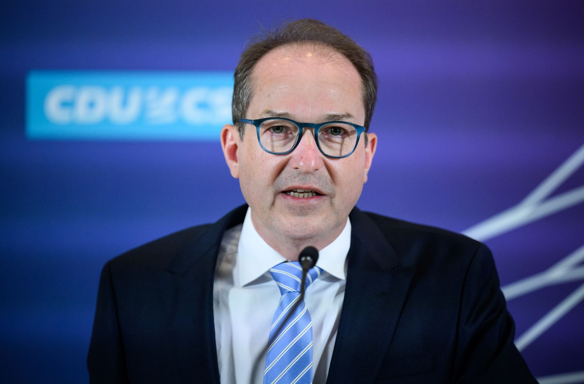 Dobrindt warnt vor verfrühter Kanzlerkandidaturdebatte