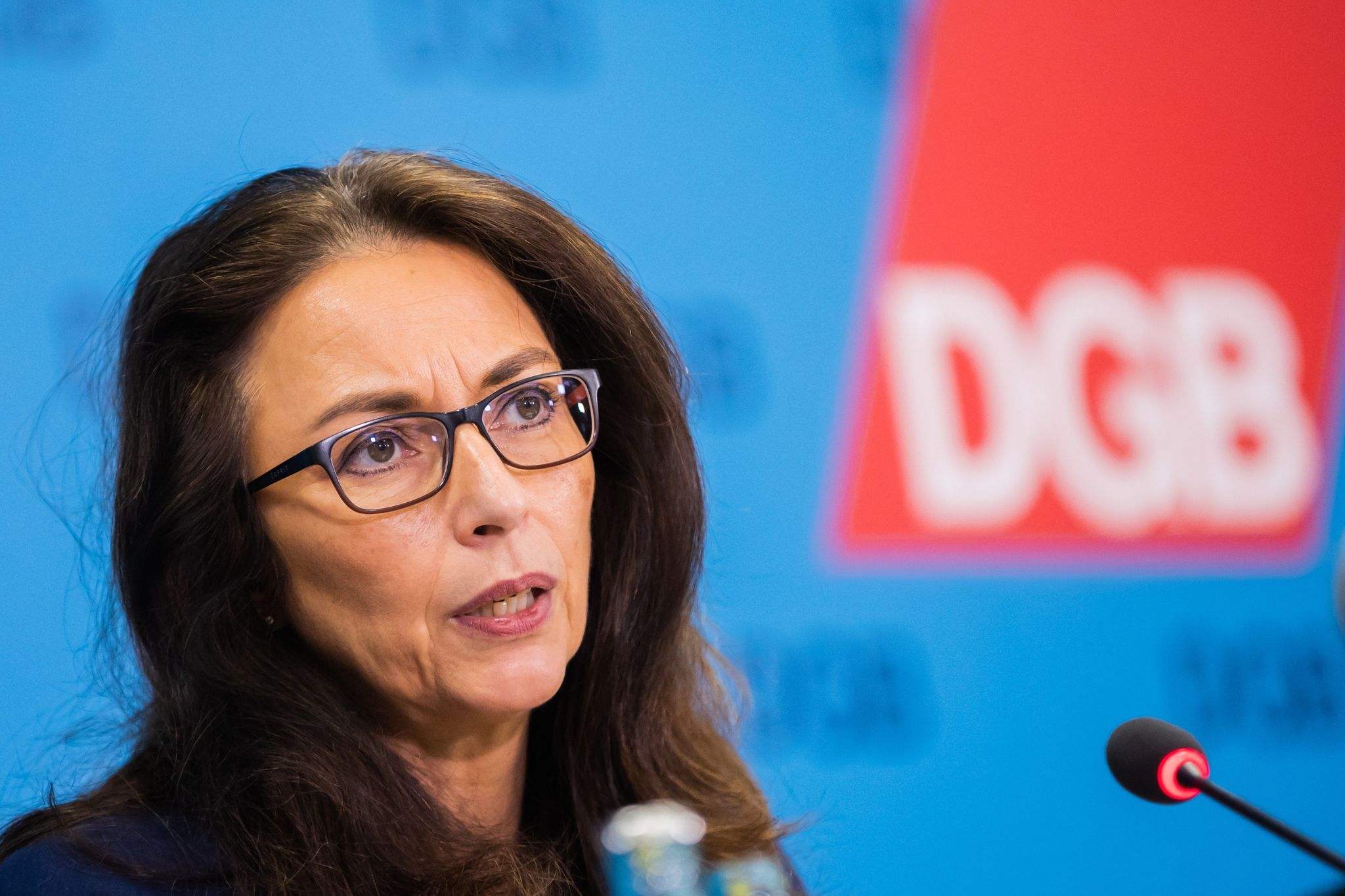 DGB-Chefin: AfD profitiert von Streit der Regierungsparteien