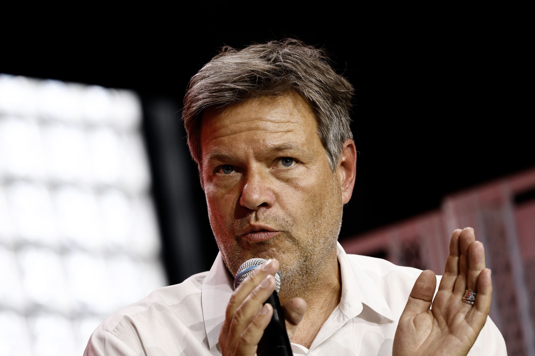 Habeck sieht Deutschland beim Klimaschutz nicht auf Kurs