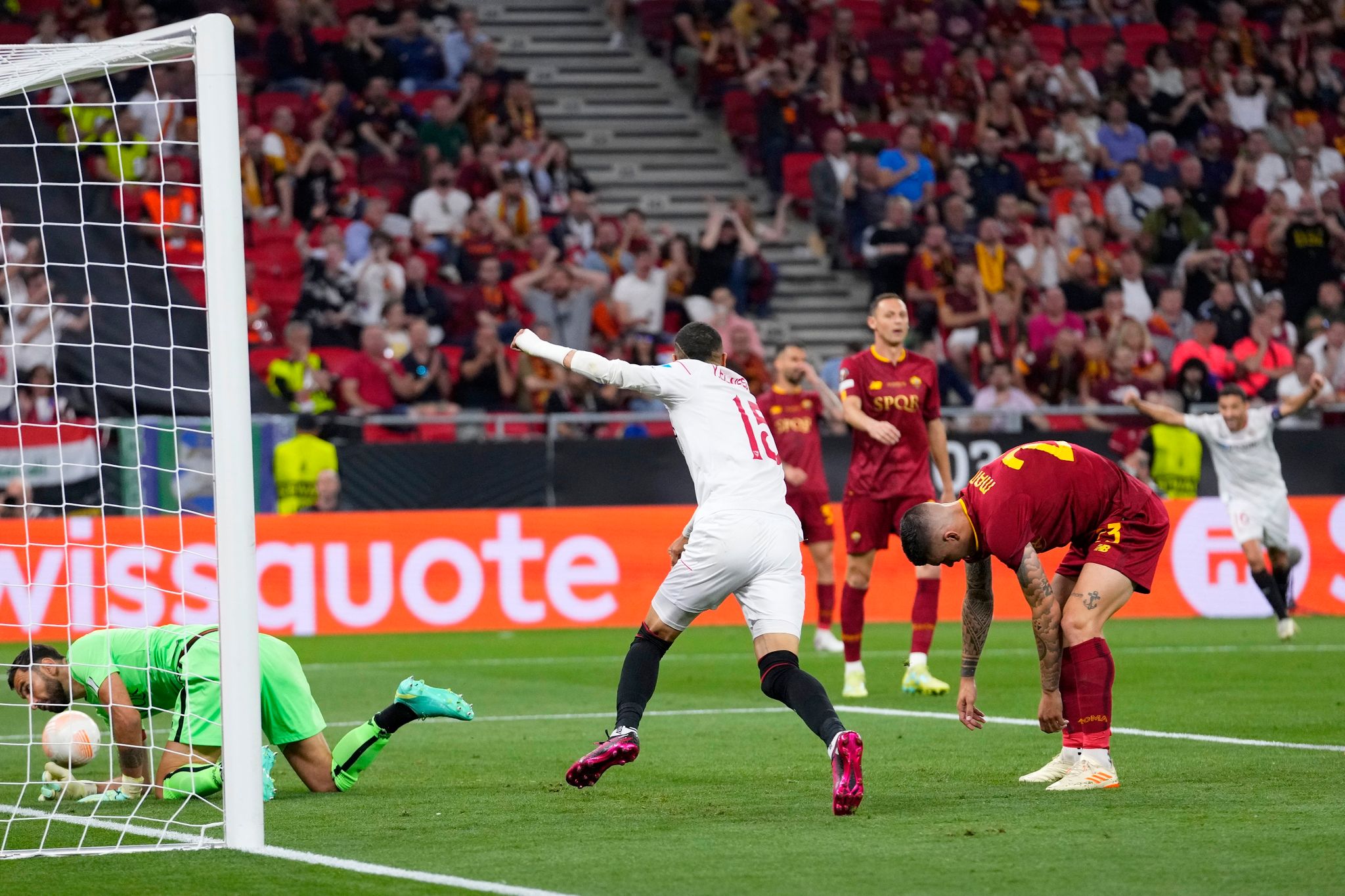 Römisches Europa-League-Drama: Mourinho leidet und ledert