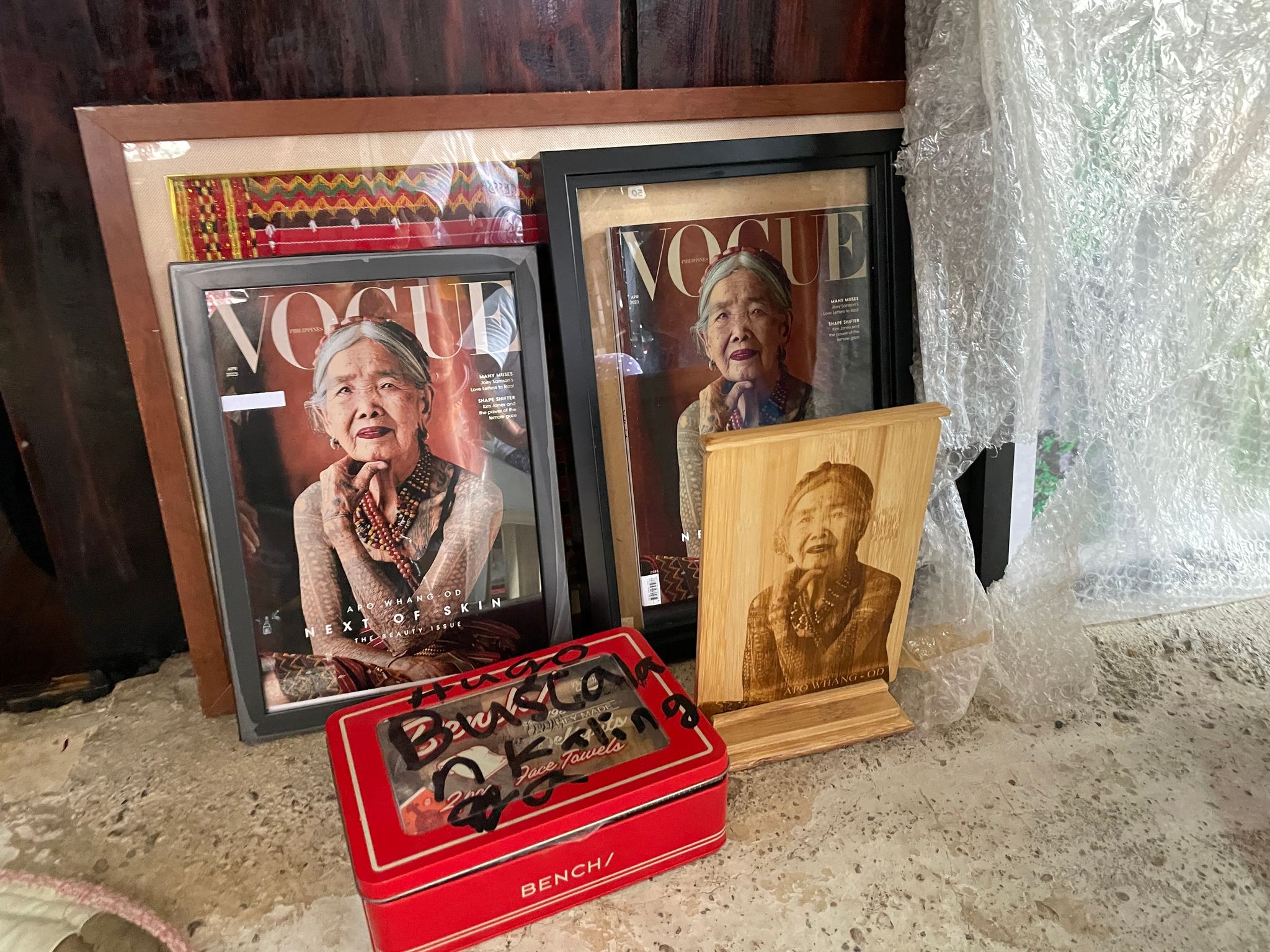 Tattoo-Kunst mit 106: Zu Besuch bei Vogue-Covergirl Whang-Od