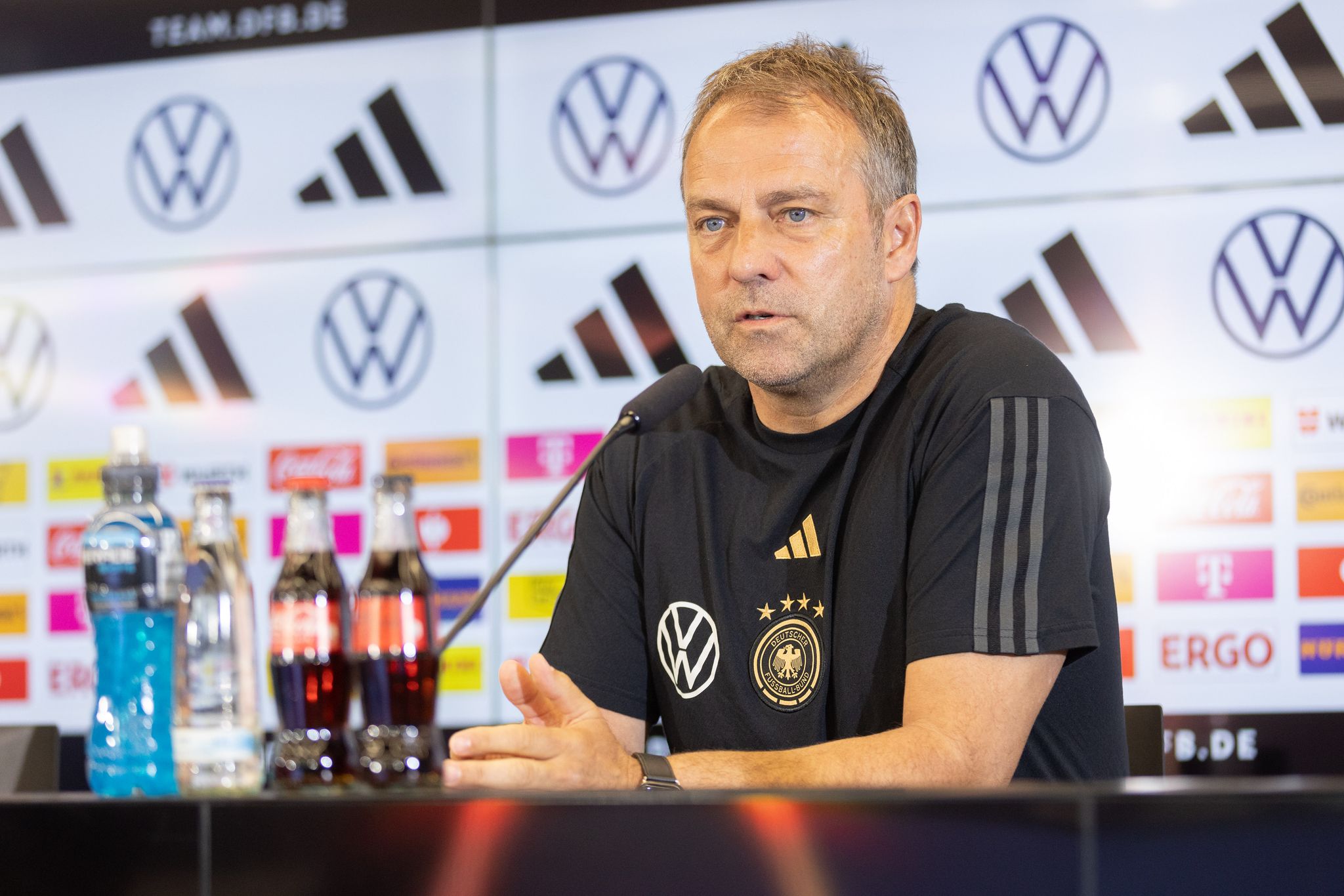 Flicks Balanceakt: Gegen Ukraine geht es um mehr als Fußball