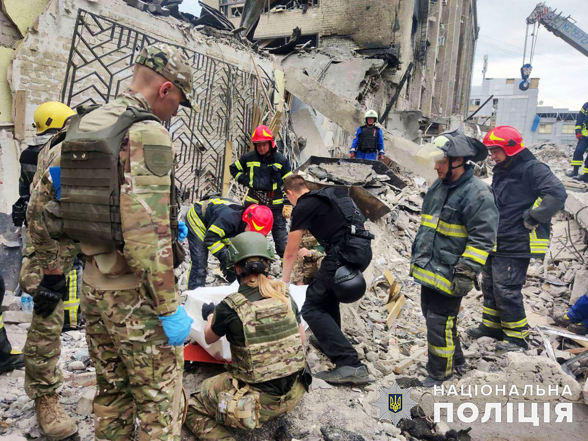 Mehr Opfer nach Raketenangriff auf Café in der Ukraine