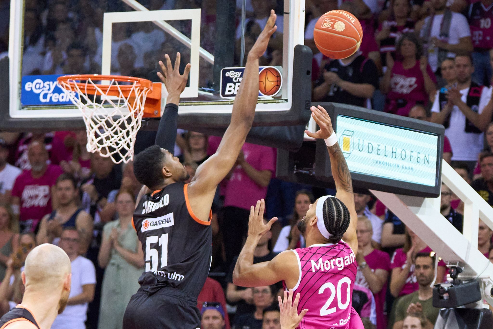 Ulm geht in Finalserie gegen Bonn in Führung