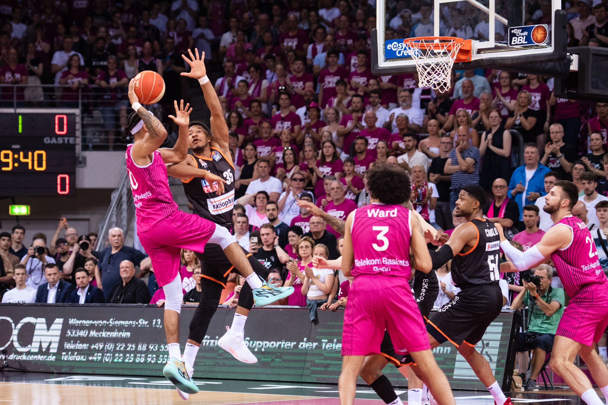 Kantersieg für Bonn: Finalserie wieder ausgeglichen