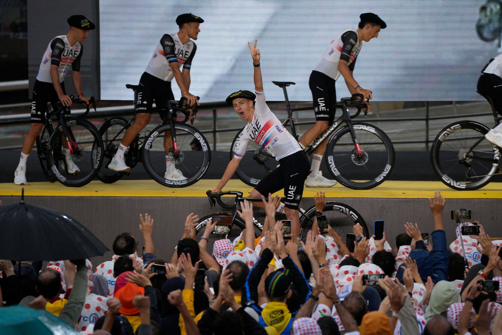 Siegessicherer Tiefstapler: Pogacars Psychospielchen