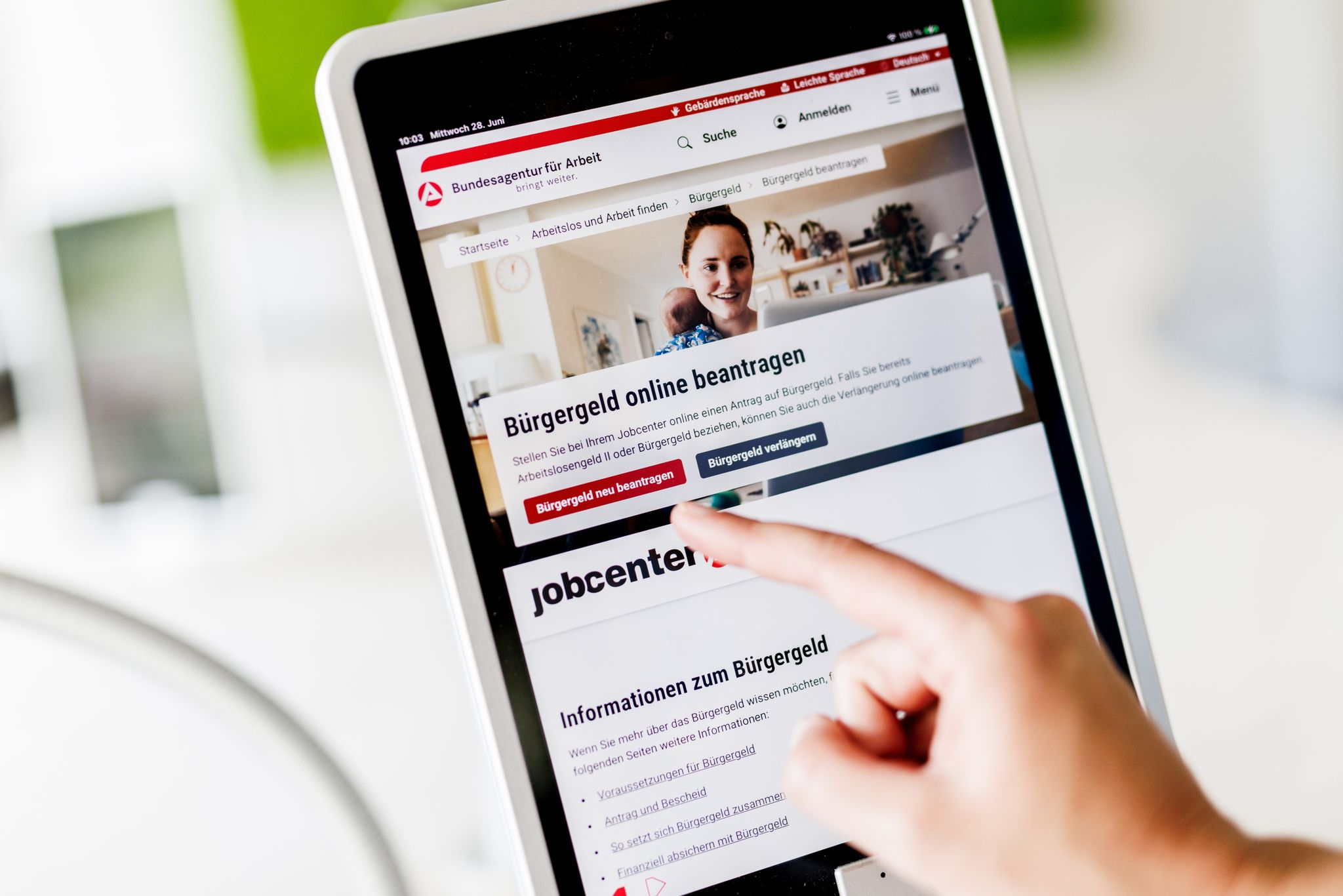 Knapp zwei Millionen Kinder auf Bürgergeld angewiesen