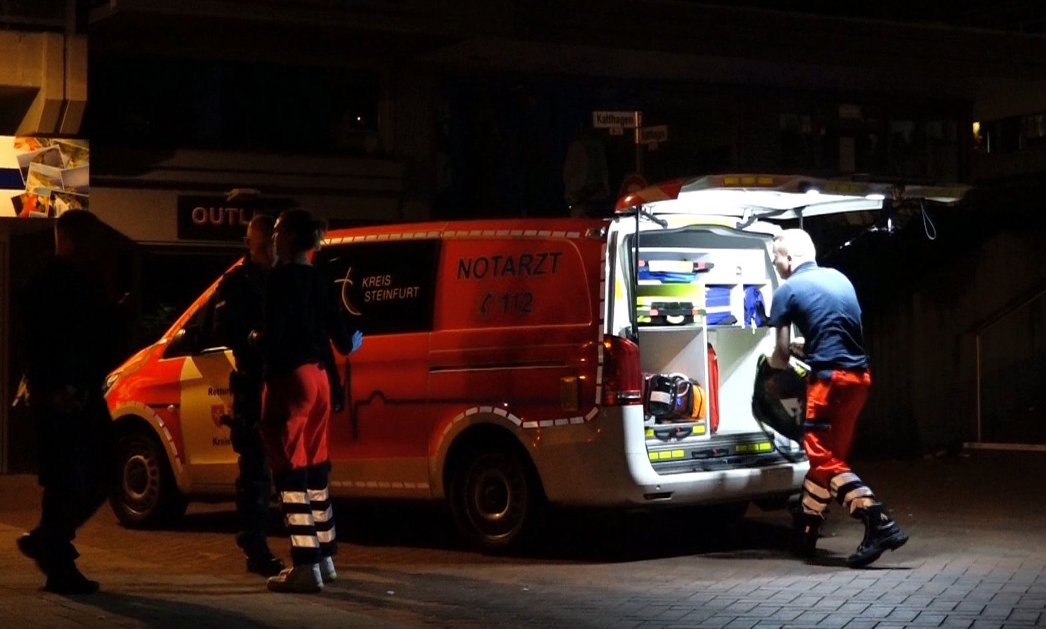 Messerattacke auf Frau: Verdächtiger mit Armbrust-Verletzung