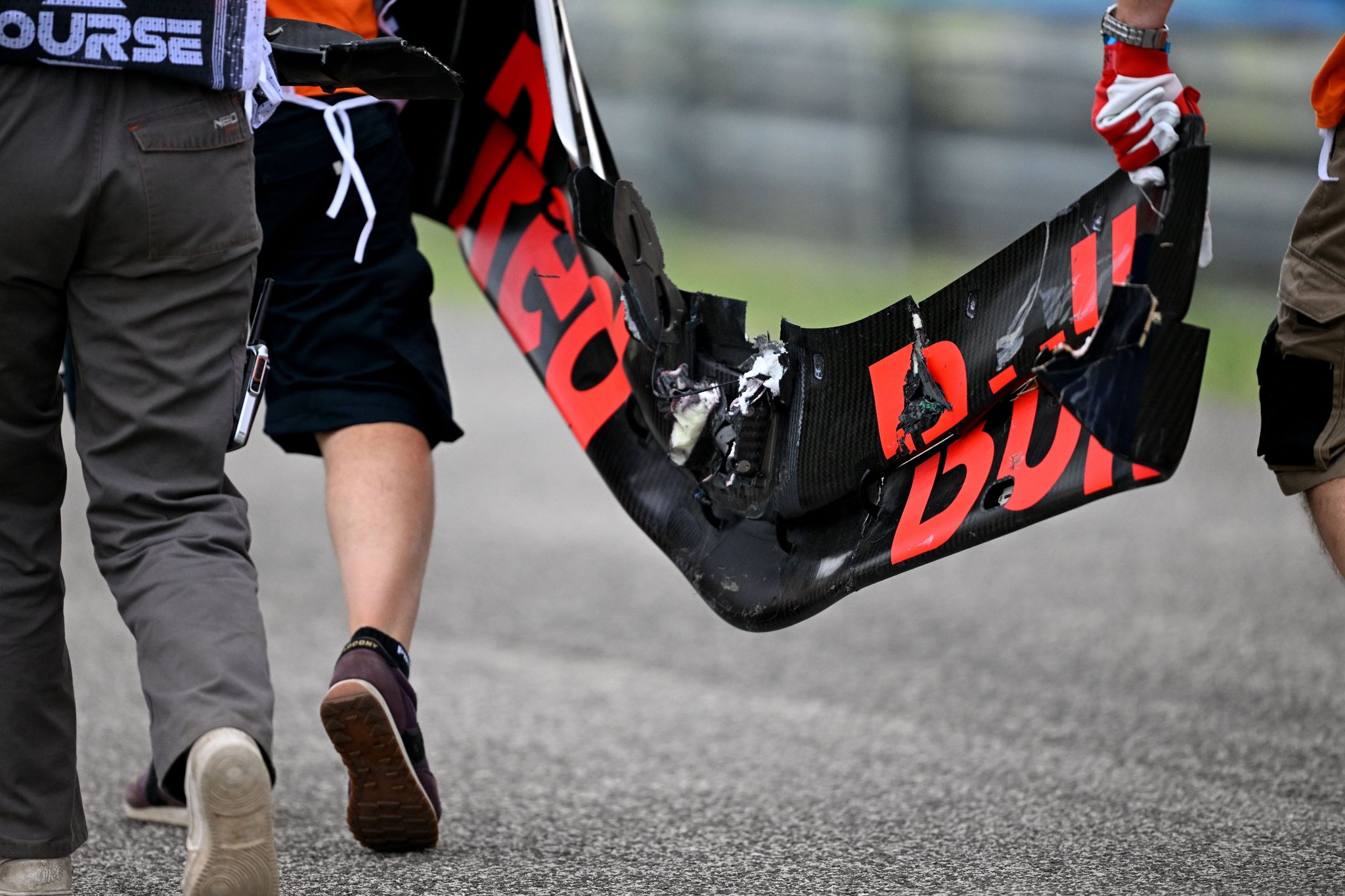 Schwacher Ungarn-Auftakt für Verstappen und Red Bull