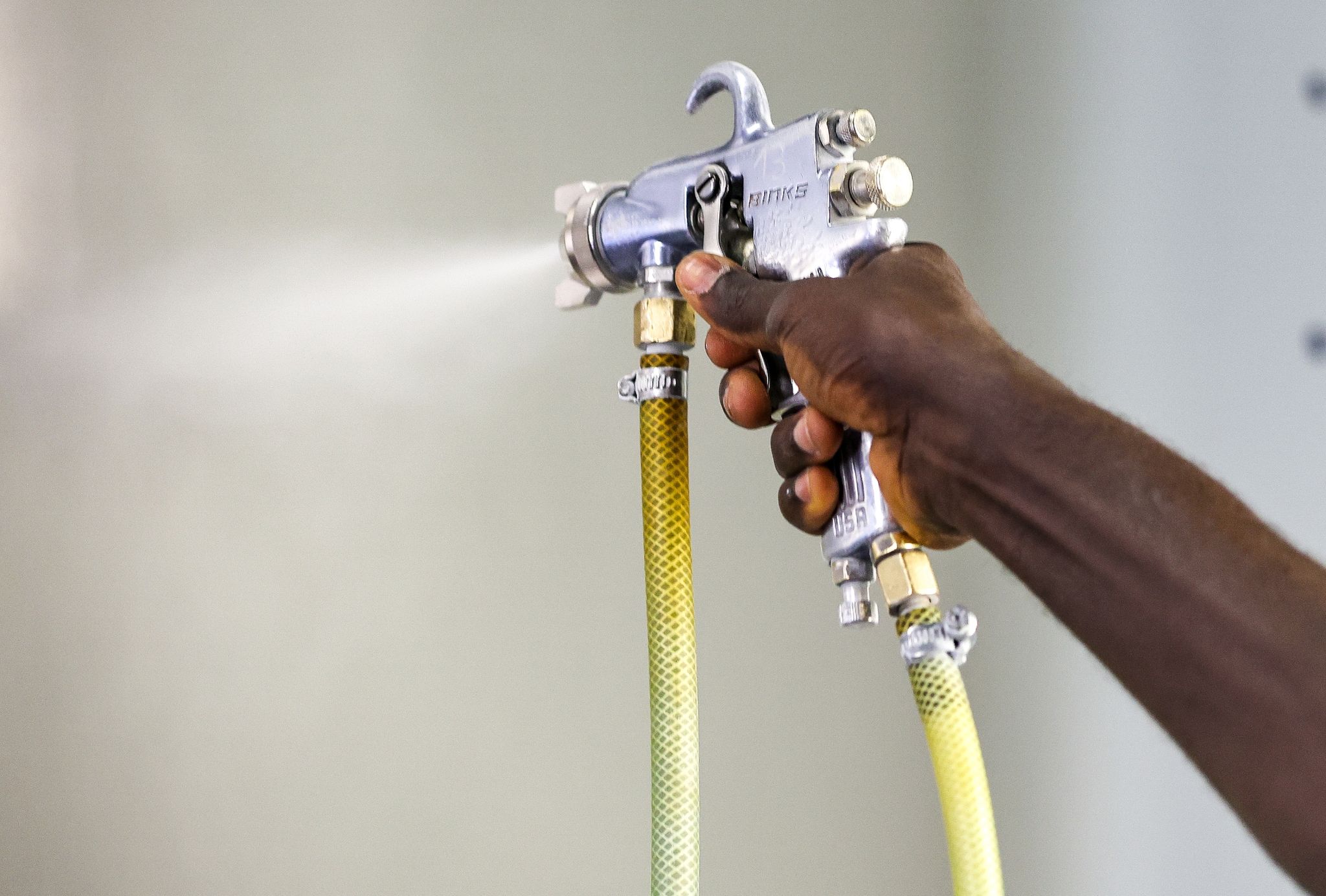 Warum verlassen ausländische Arbeitskräfte Deutschland?