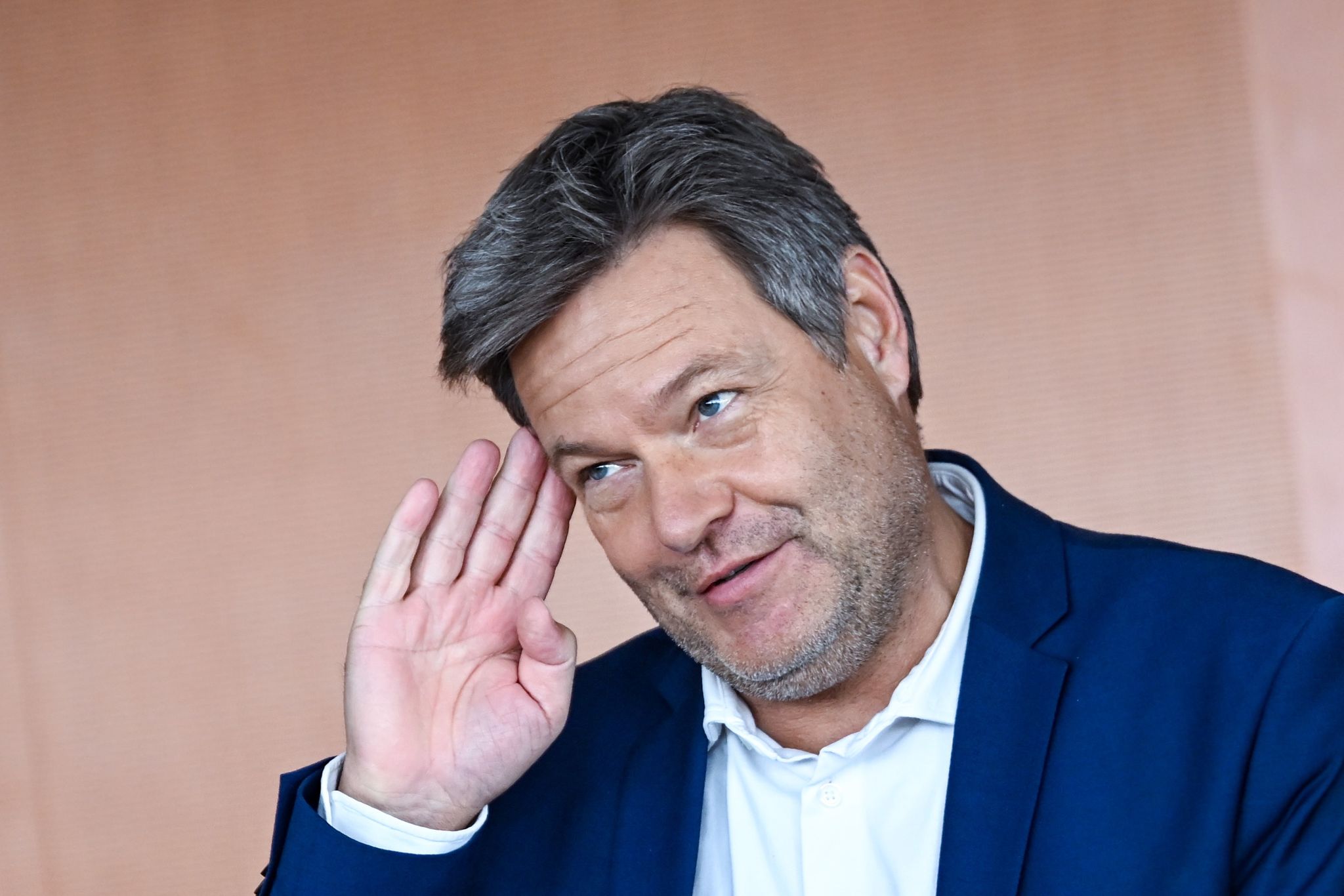 Habeck will längere Energiepreisbremsen