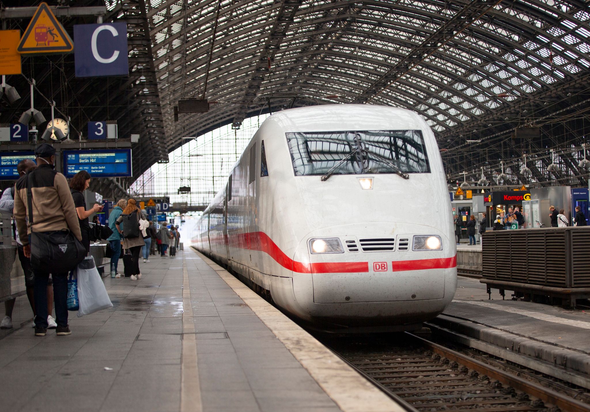 Unter 70 Prozent der Fernzüge pünktlich