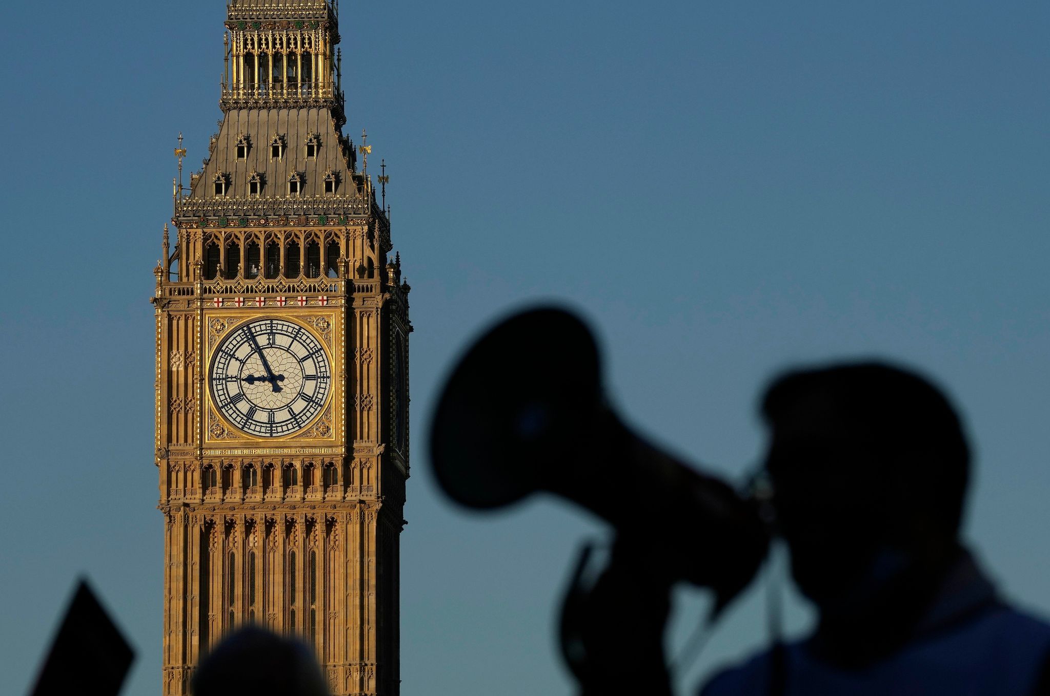 Debatte um «Bonusloch»: Empörung im britischen «Kulturkrieg»