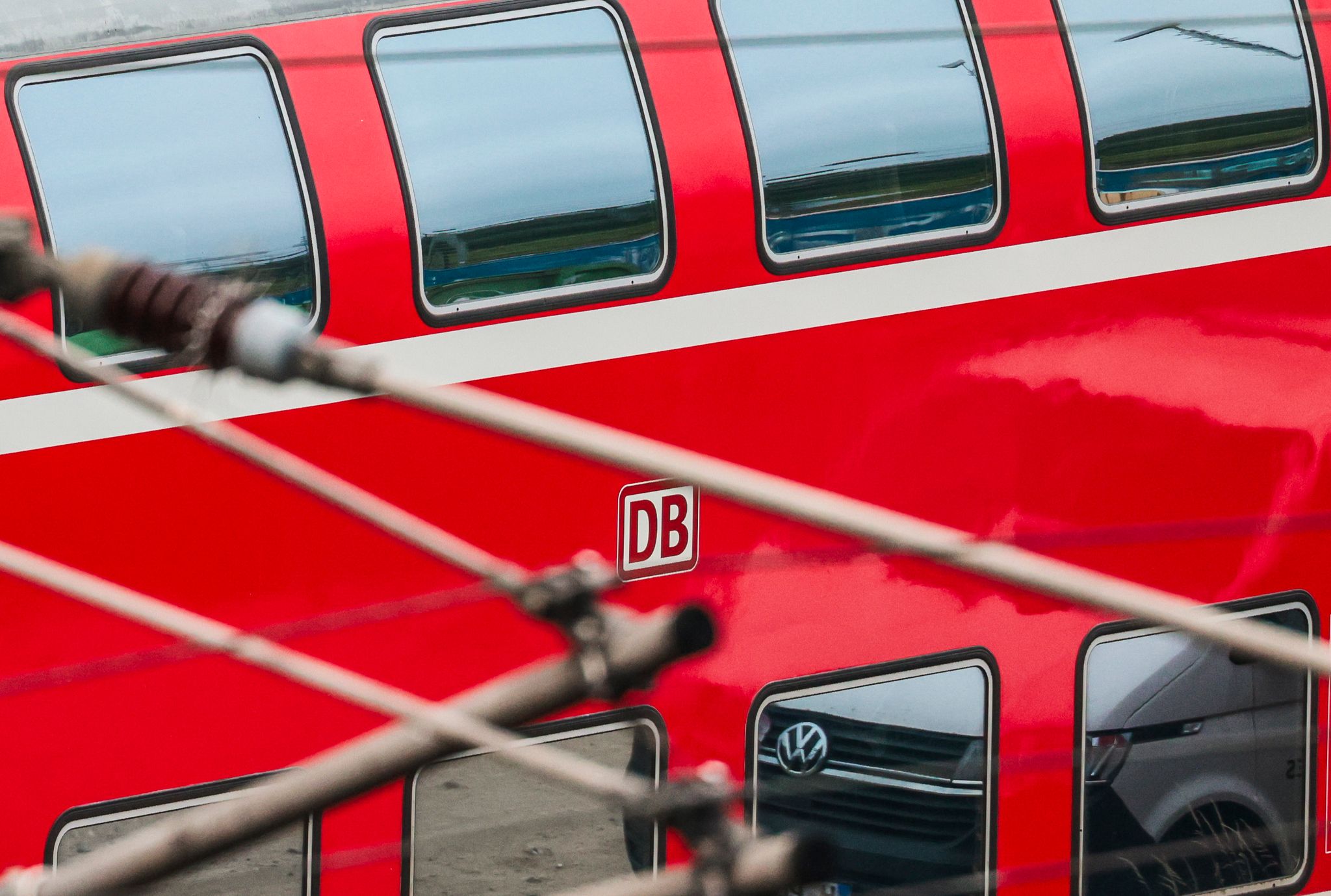 Jugendliche von Hansa-Fans in Zug rassistisch angegriffen