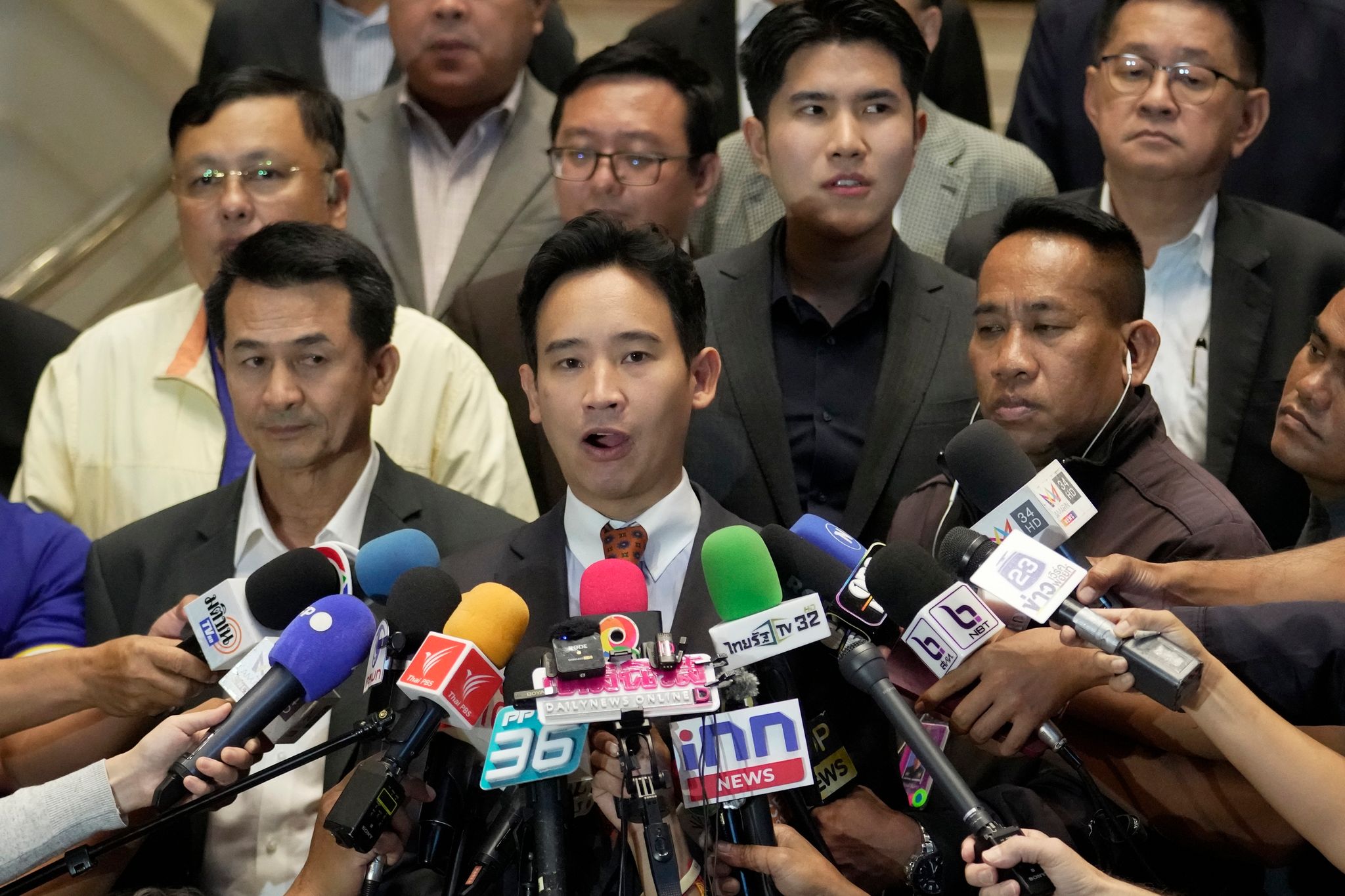 Politisches Chaos in Thailand: Wahlsieger Pita ausgebootet