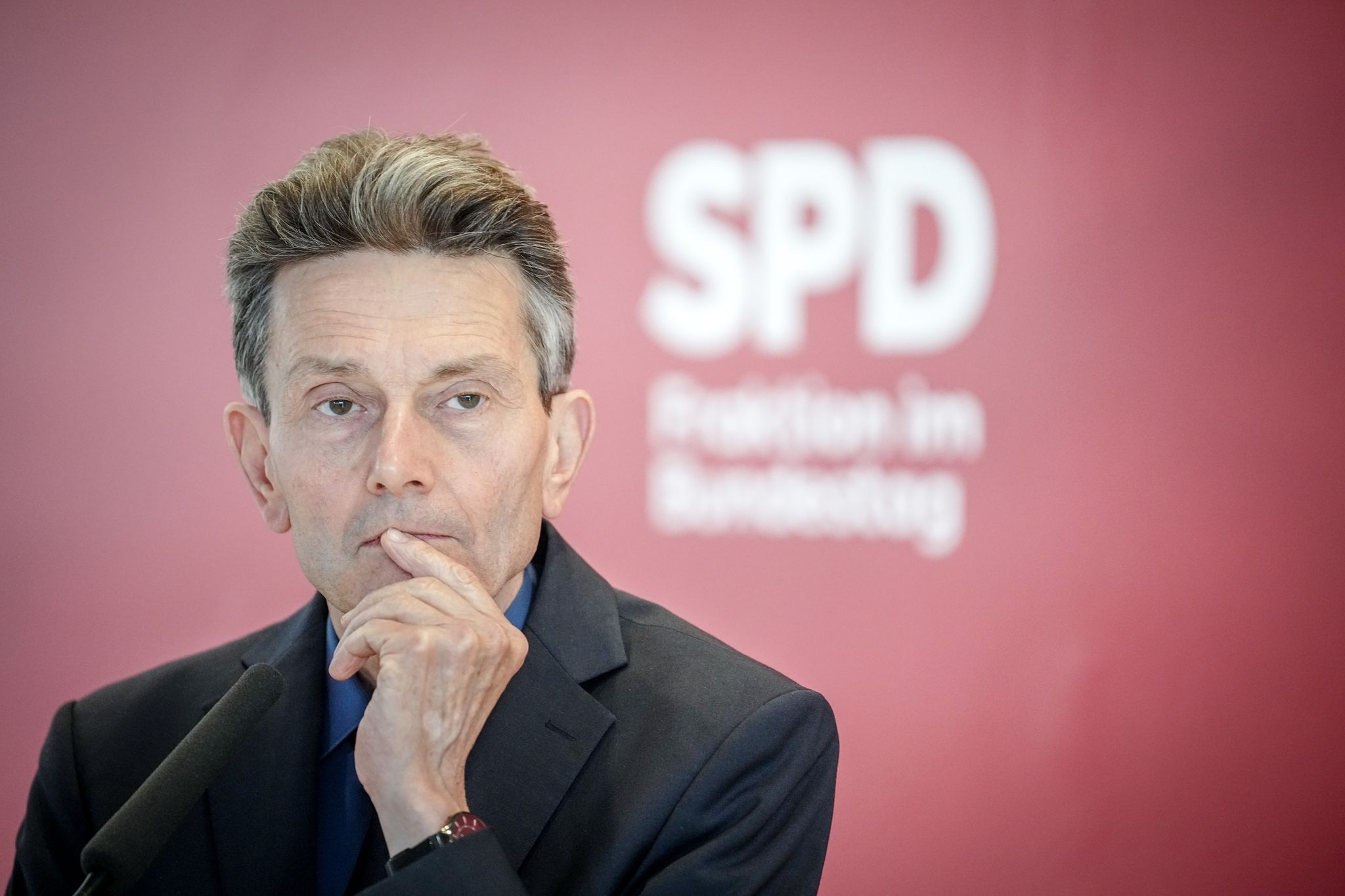 Mützenich will SPD-Fraktionschef bleiben