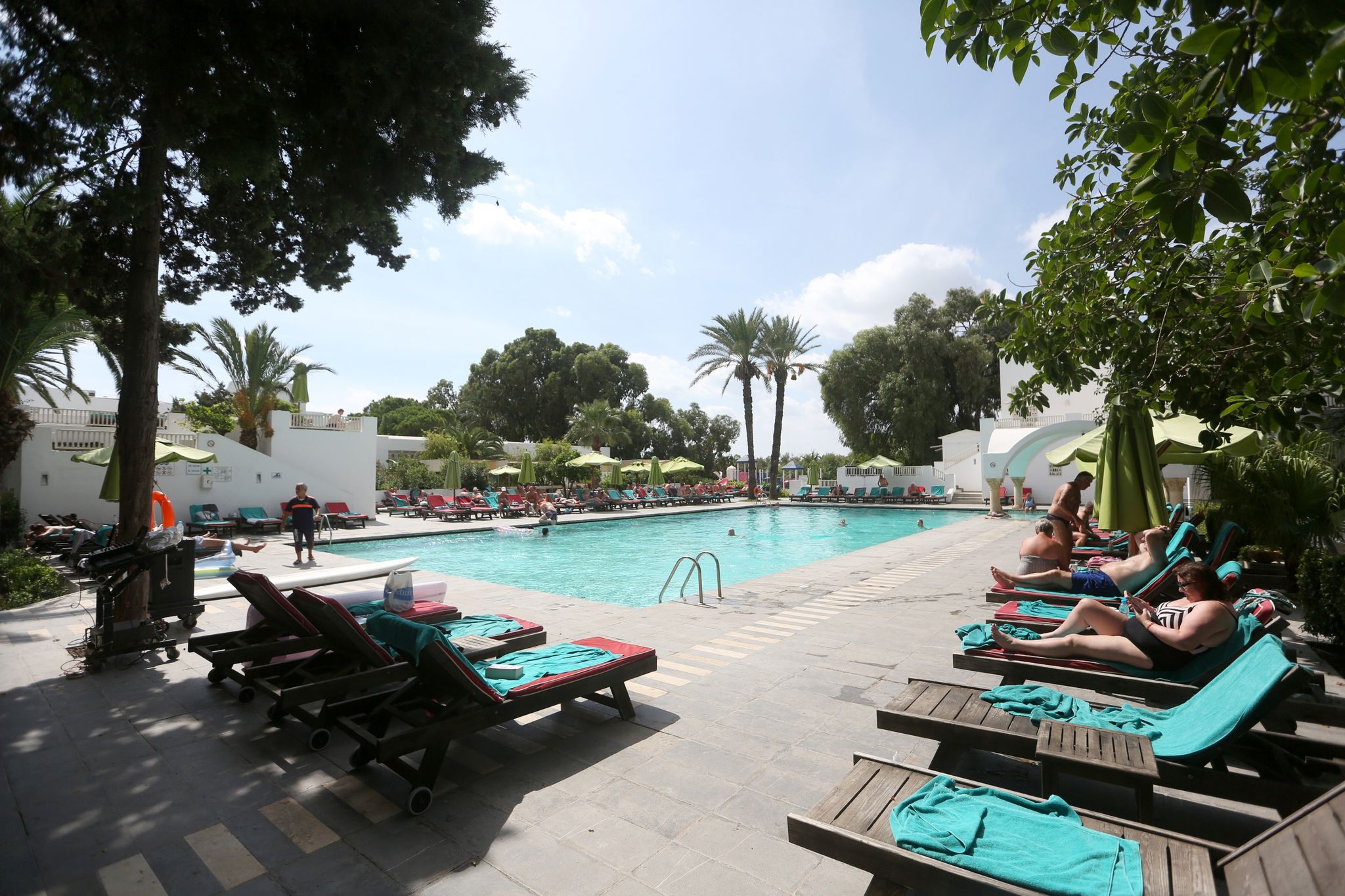 Analyse: Weniger Reisende geben mehr aus