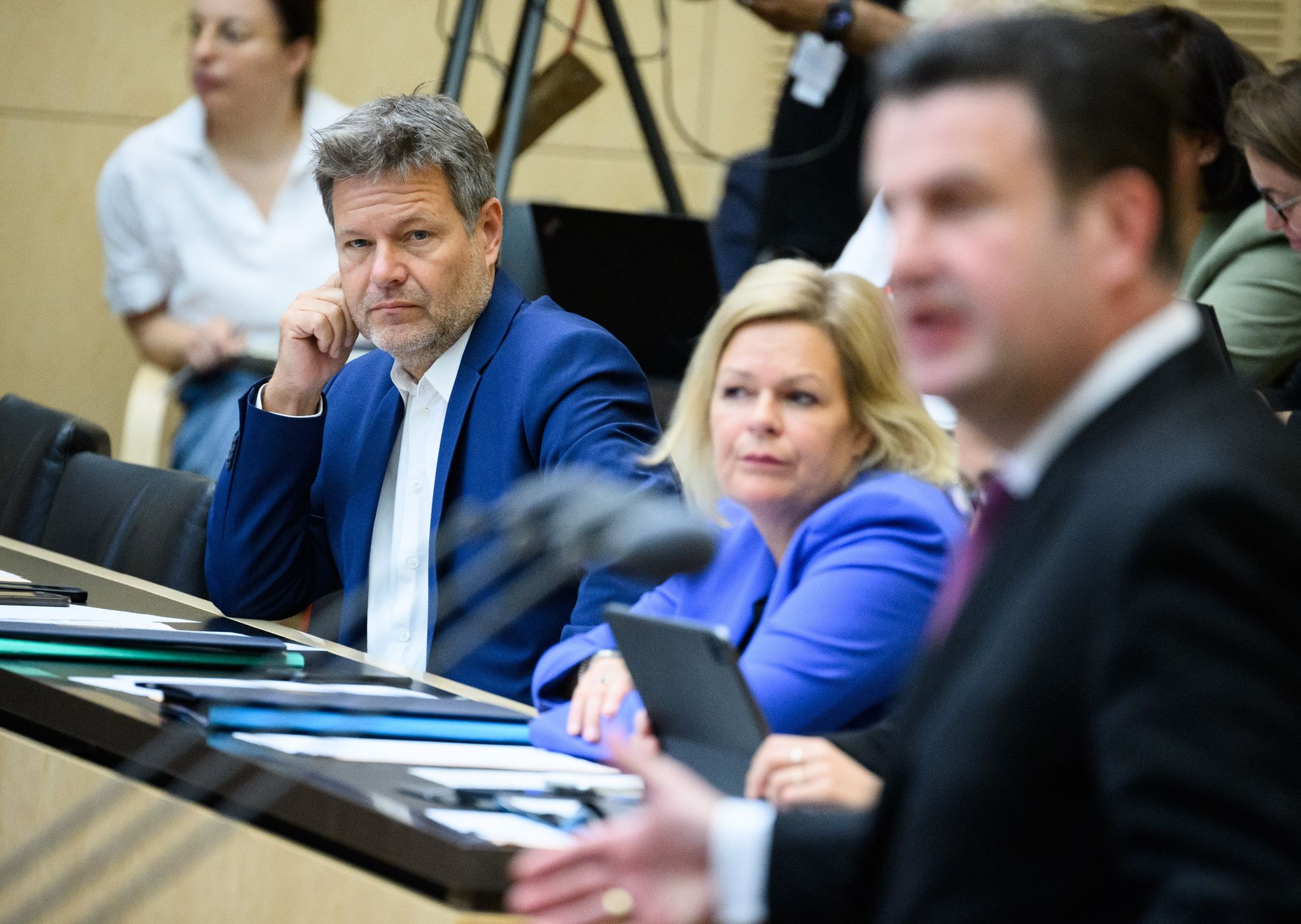 Bundesrat billigt Fülle von Gesetzen