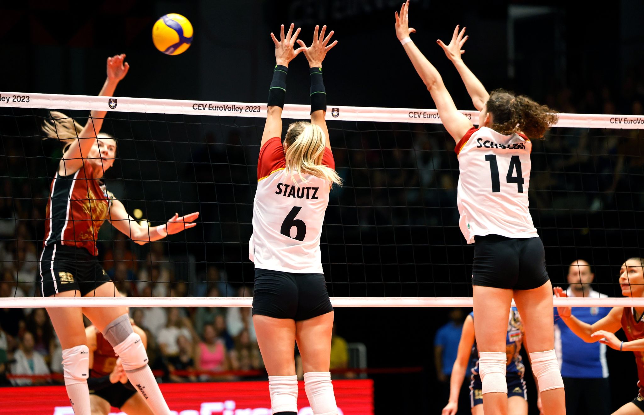 Volleyballerinnen schöpfen Mut nach Orthmann-Aus