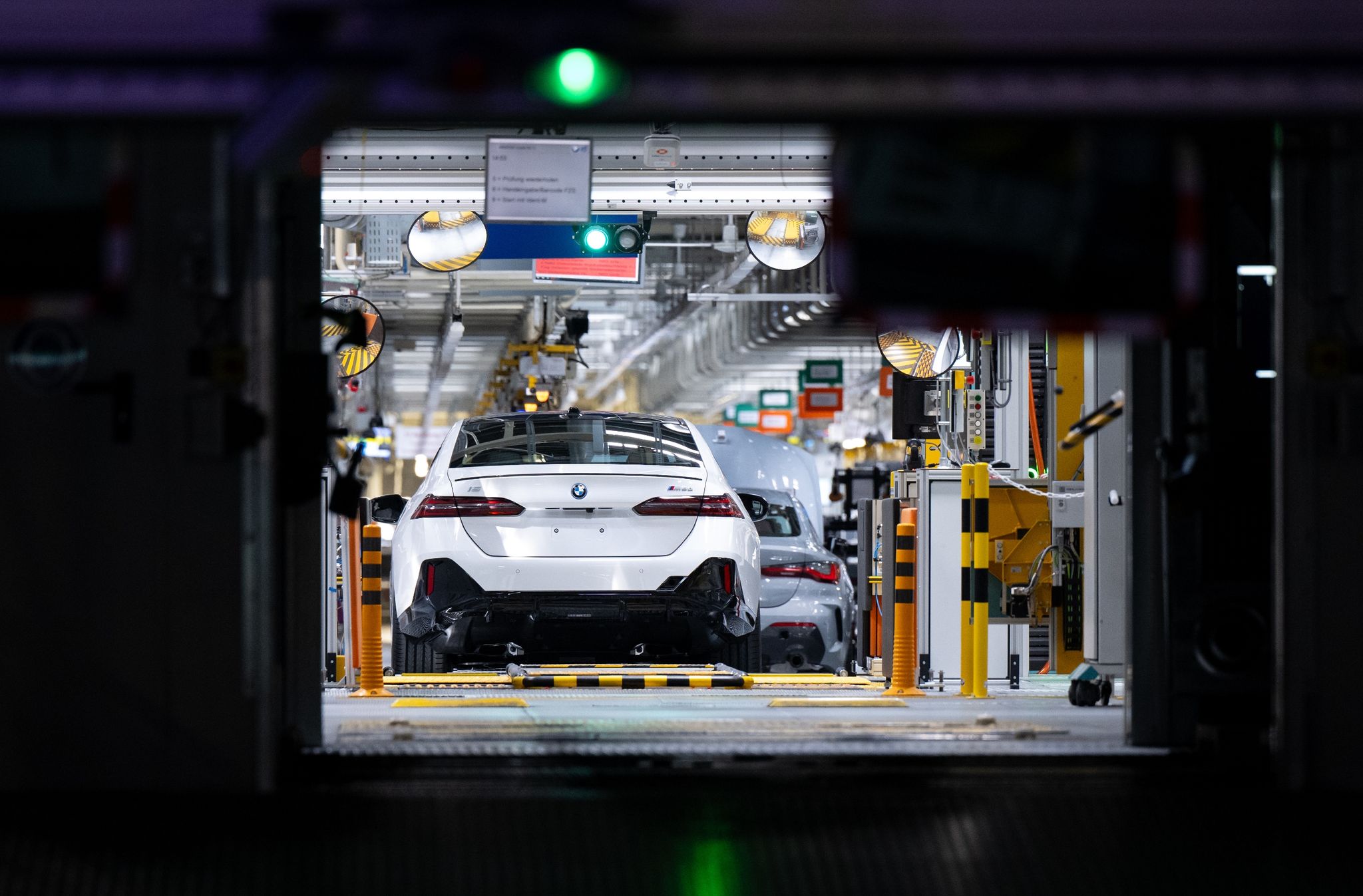 Bürgerentscheid über BMW-Batteriefabrik läuft an