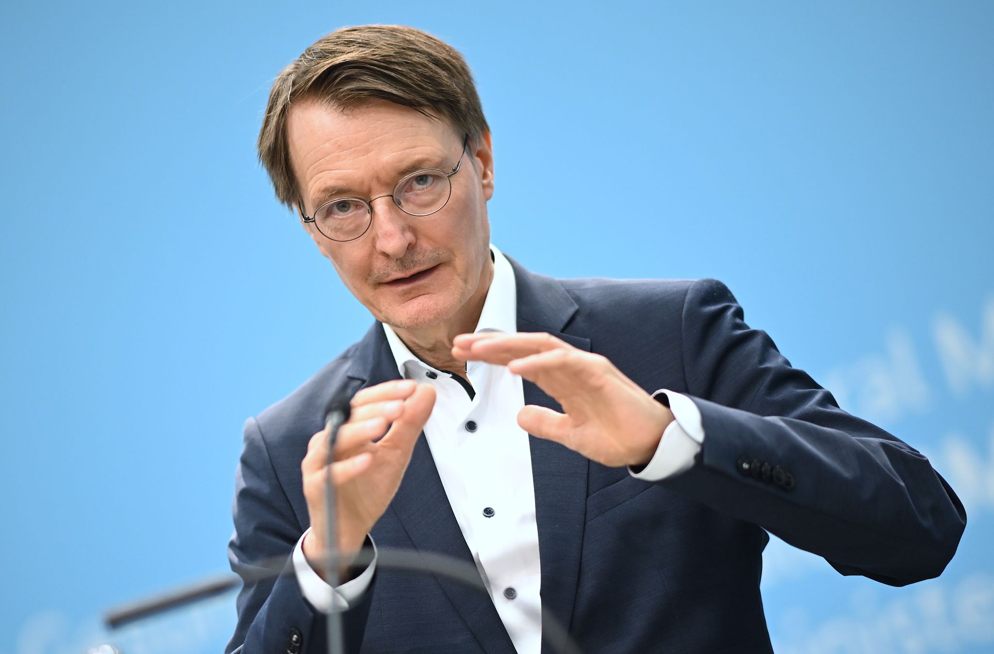 Lauterbach will über Cannabis-Risiken aufklären