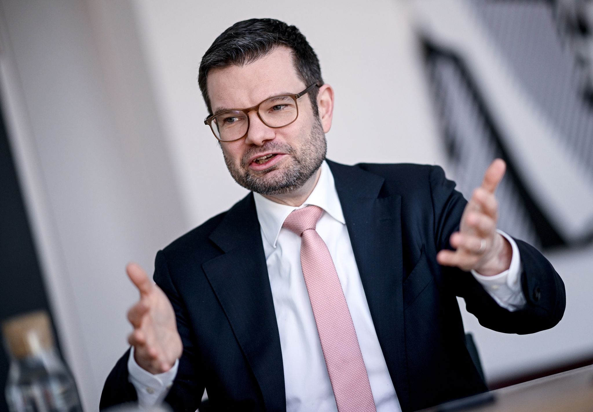Grünes Licht für Gras: Cannabis-Legalisierung auf dem Weg
