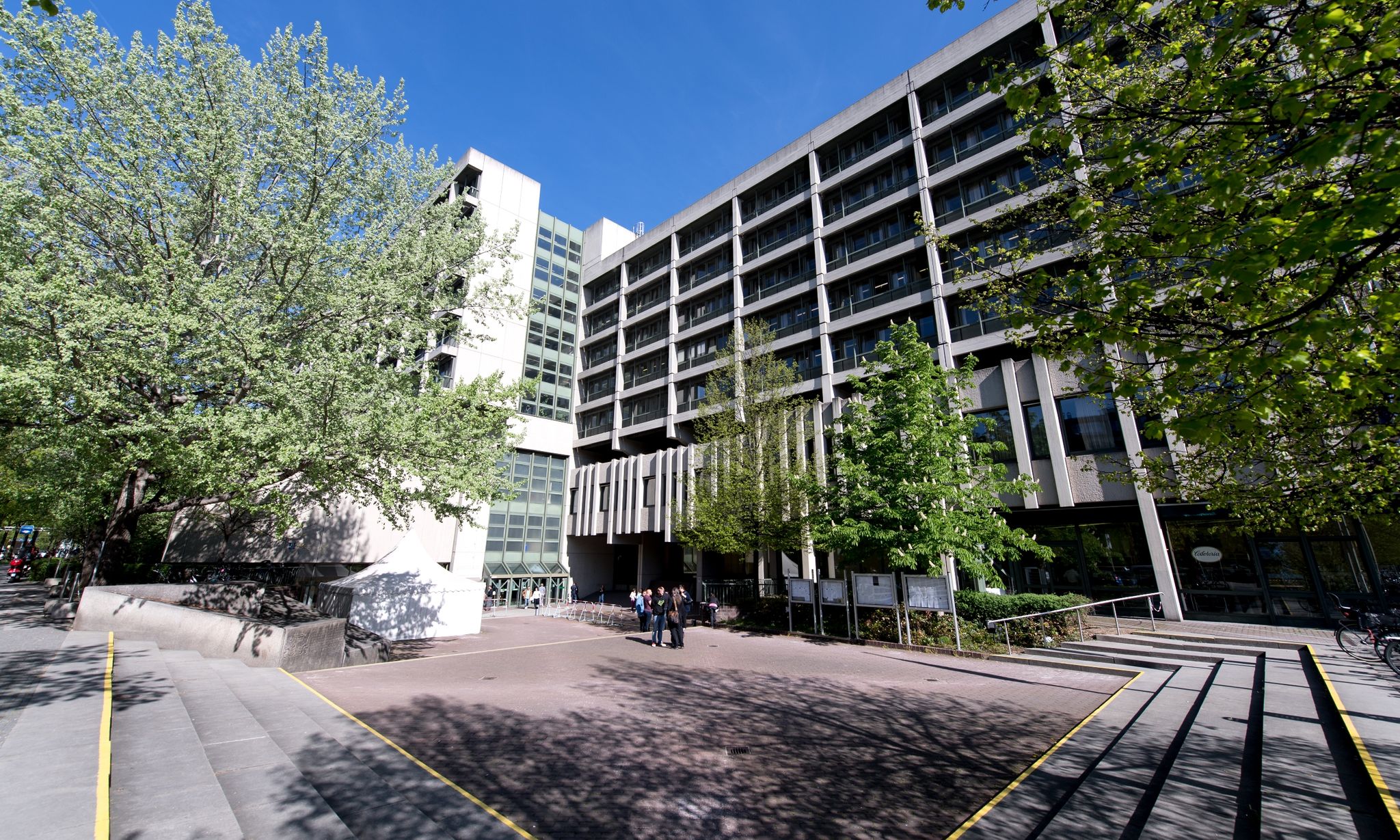 Angriff auf Reporter bei Corona-Pressekonferenz: Haftstrafe