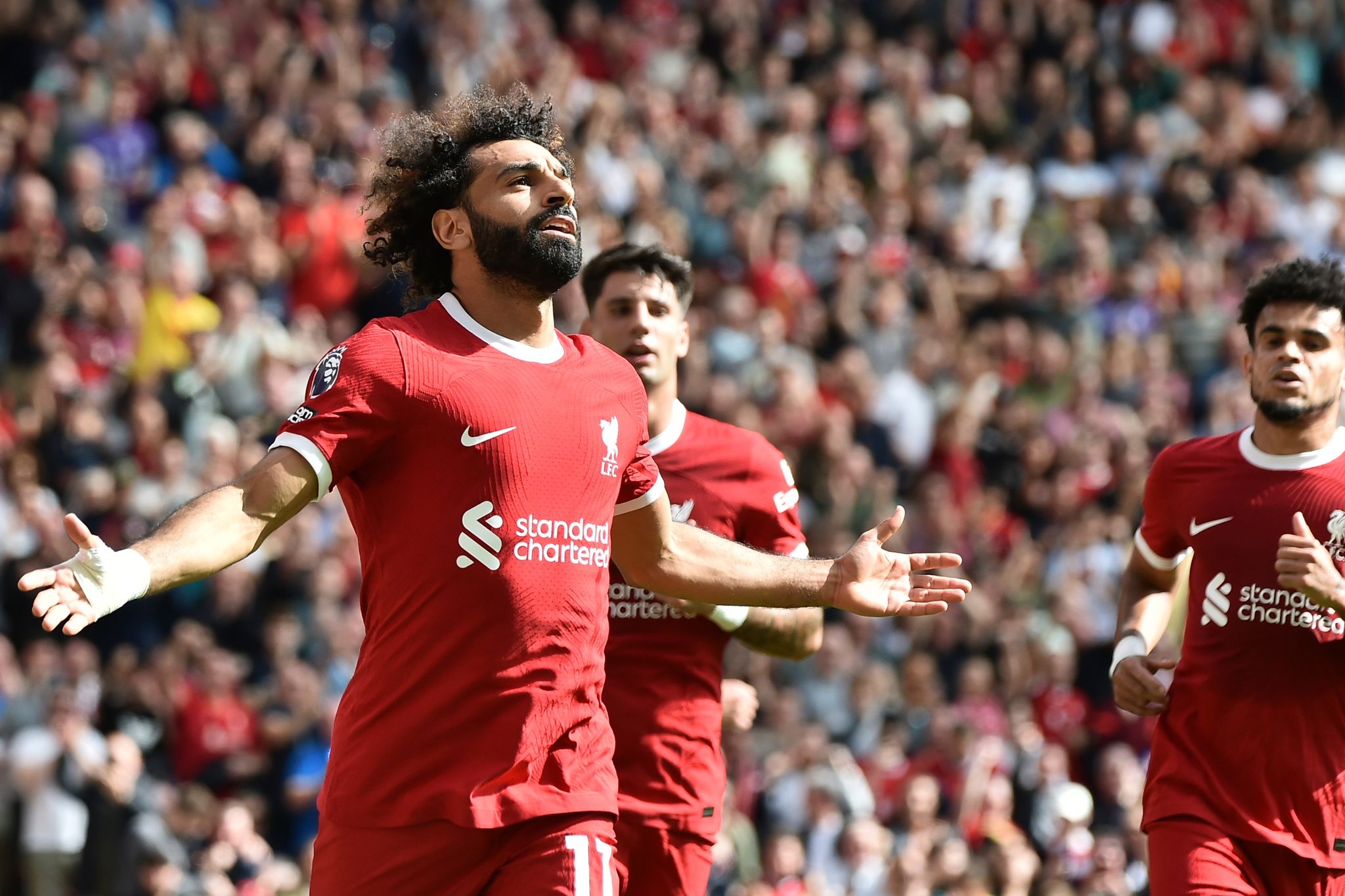 Rückstand und Rote Karte: Liverpool feiert ersten Saisonsieg