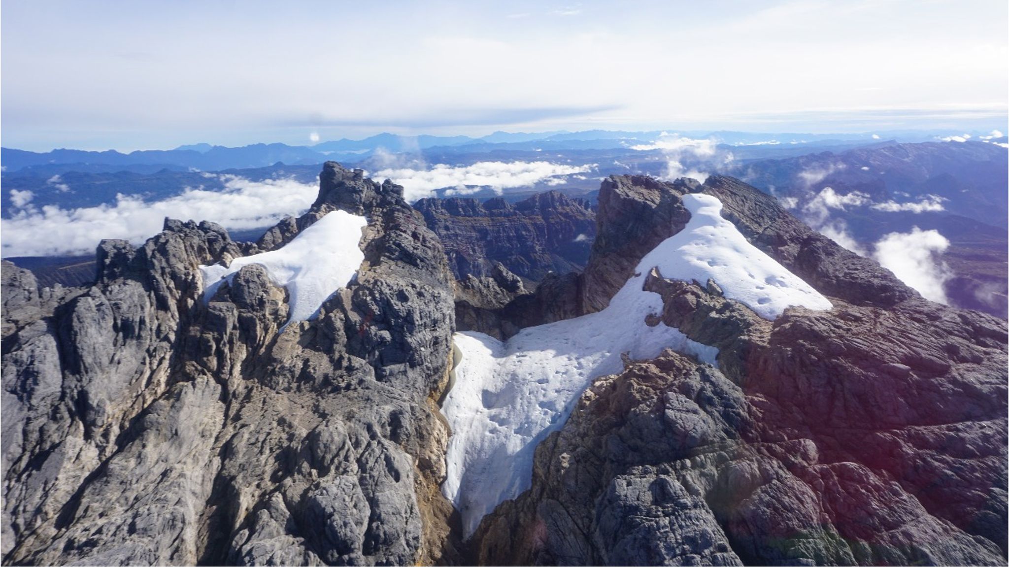 Eisschmelze am Äquator: Indonesiens Gletscher in Gefahr