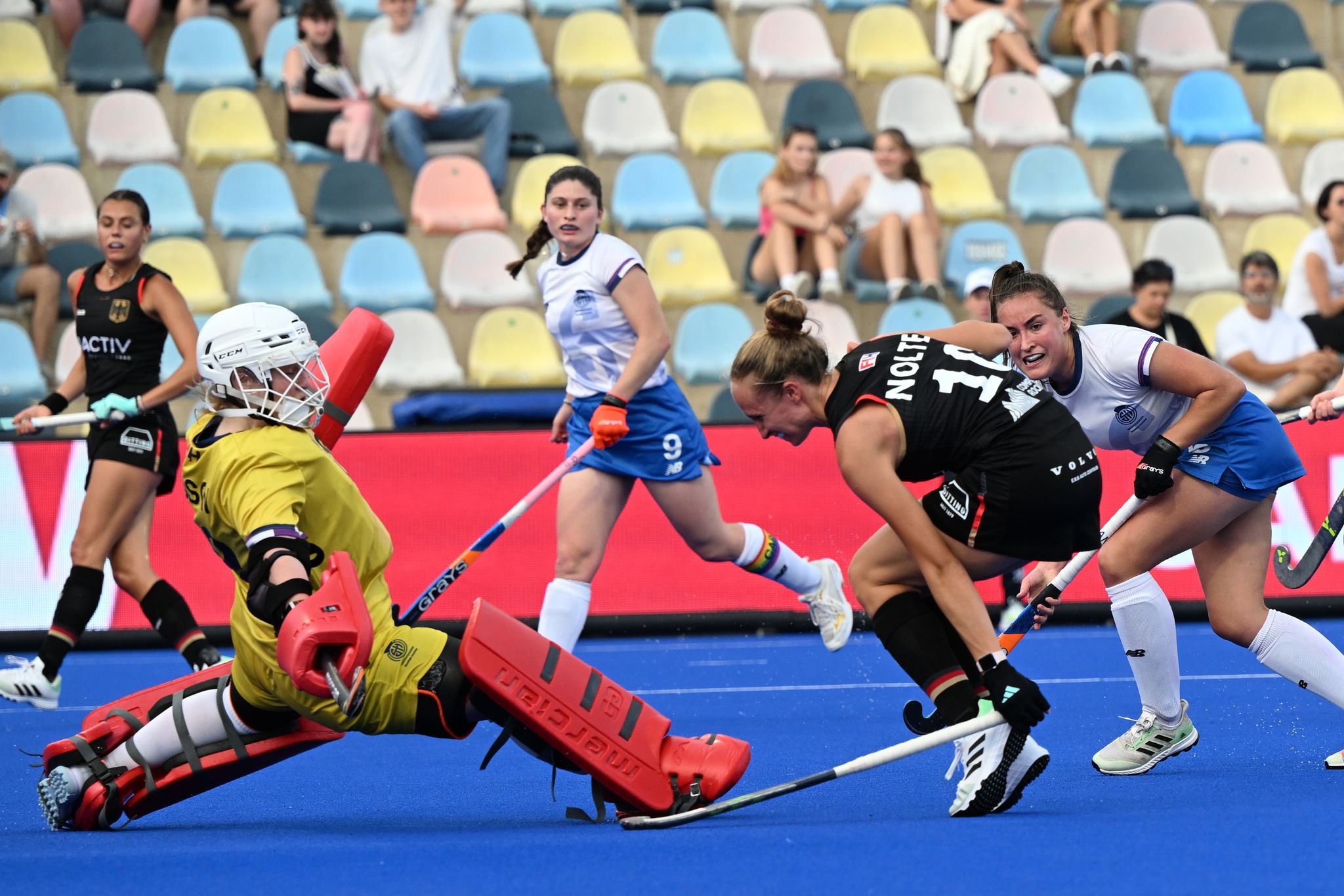 Auftaktsieg für deutsche Hockey-Frauen 4:0 gegen Schottland