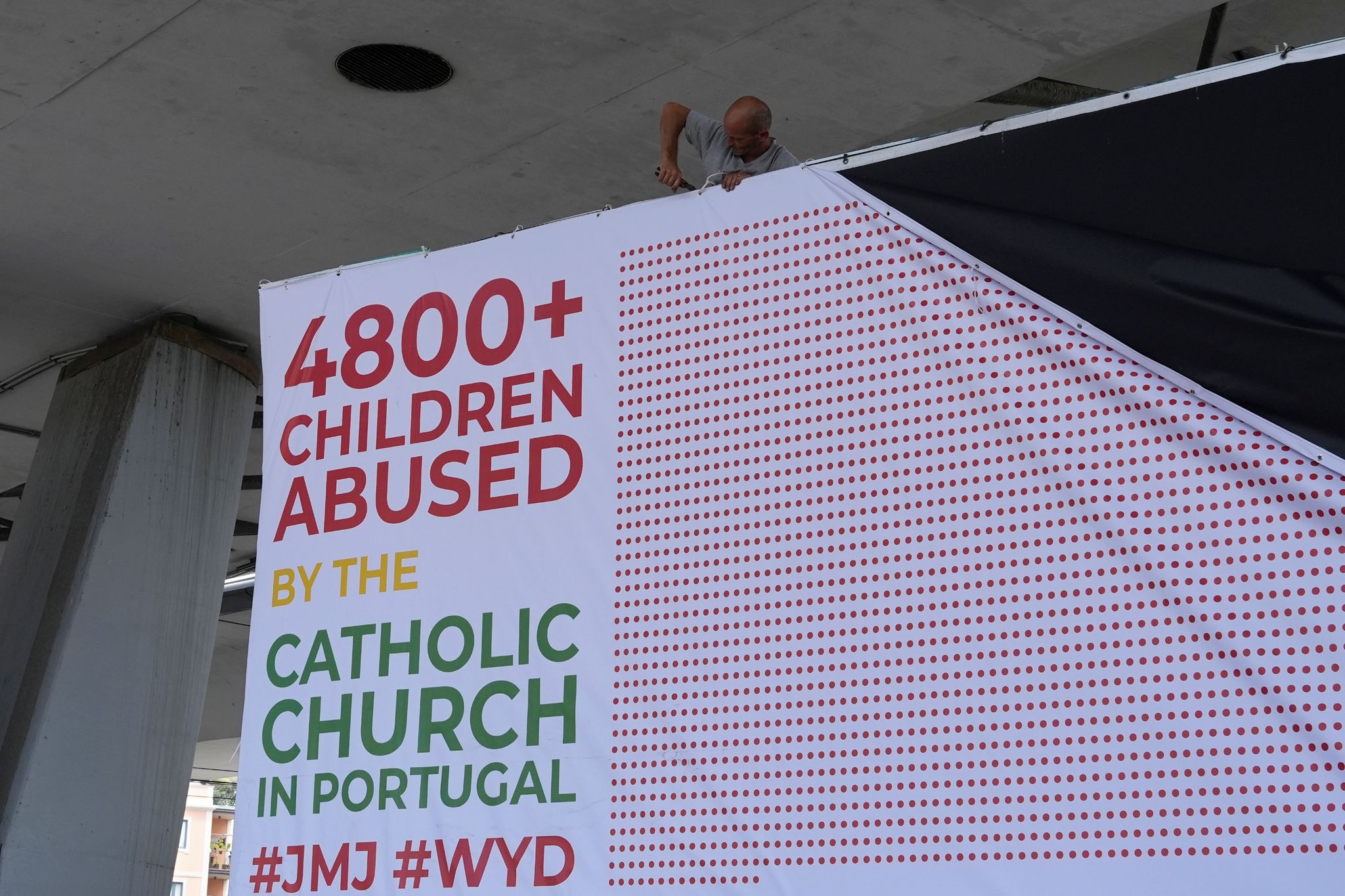 Portugal: Wirbel um Protest-Plakate beim Papst-Besuch