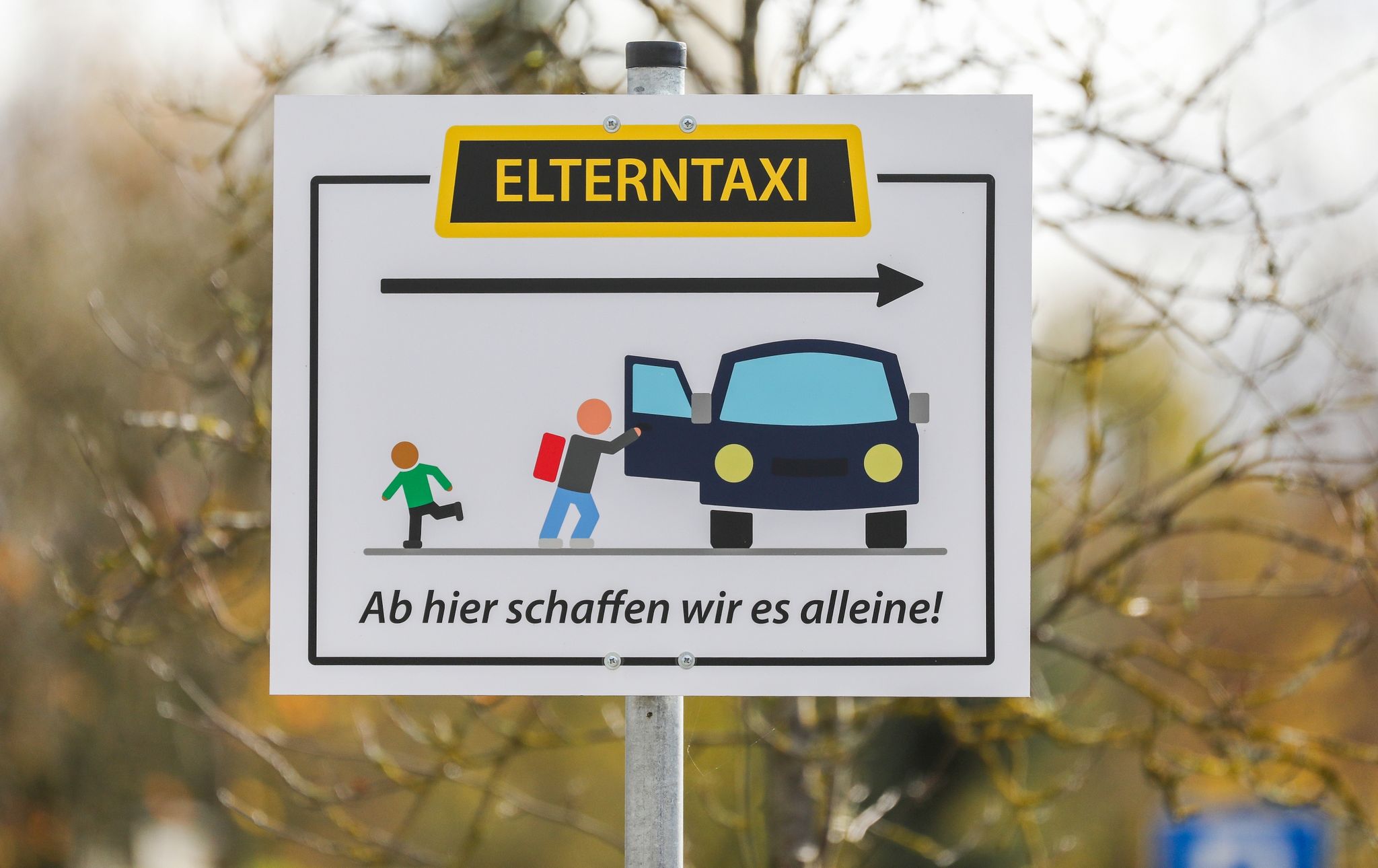 Mehrheit sieht durch Elterntaxis Gefahr für Schulkinder