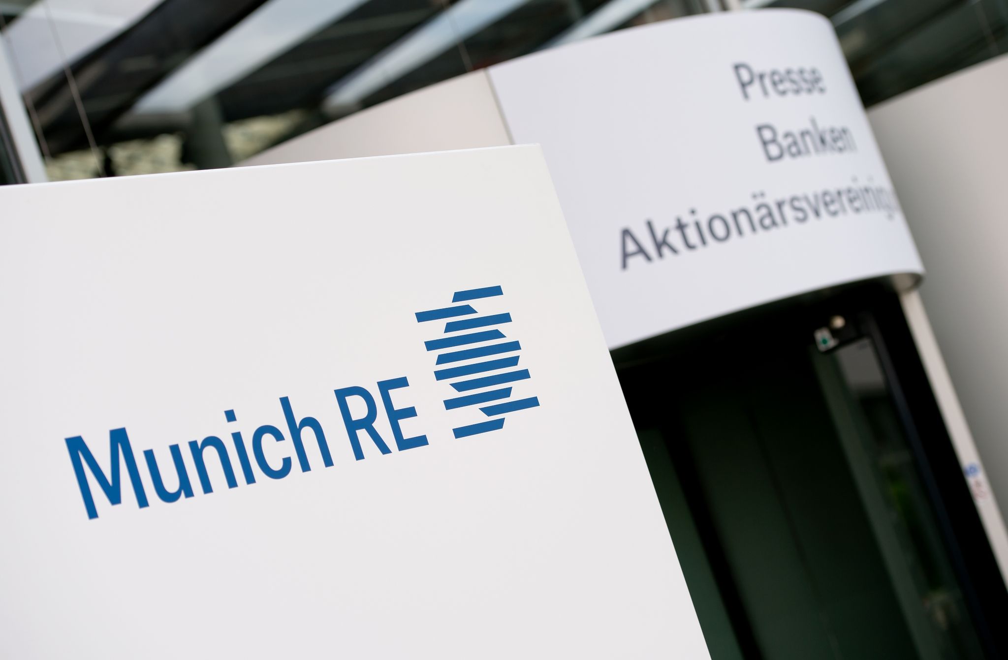 Munich Re kritisiert Politik und Bürokratie: «nur Ärger»
