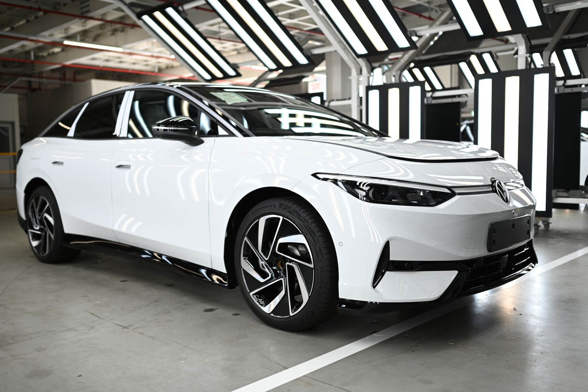 Deutsche Autobauer kämpfen um die Oberhand bei E-Mobilität