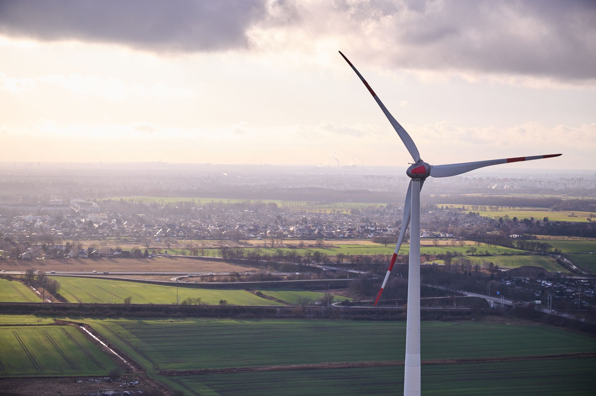 Mindestabstand von Windrädern zu Siedlungen soll wegfallen