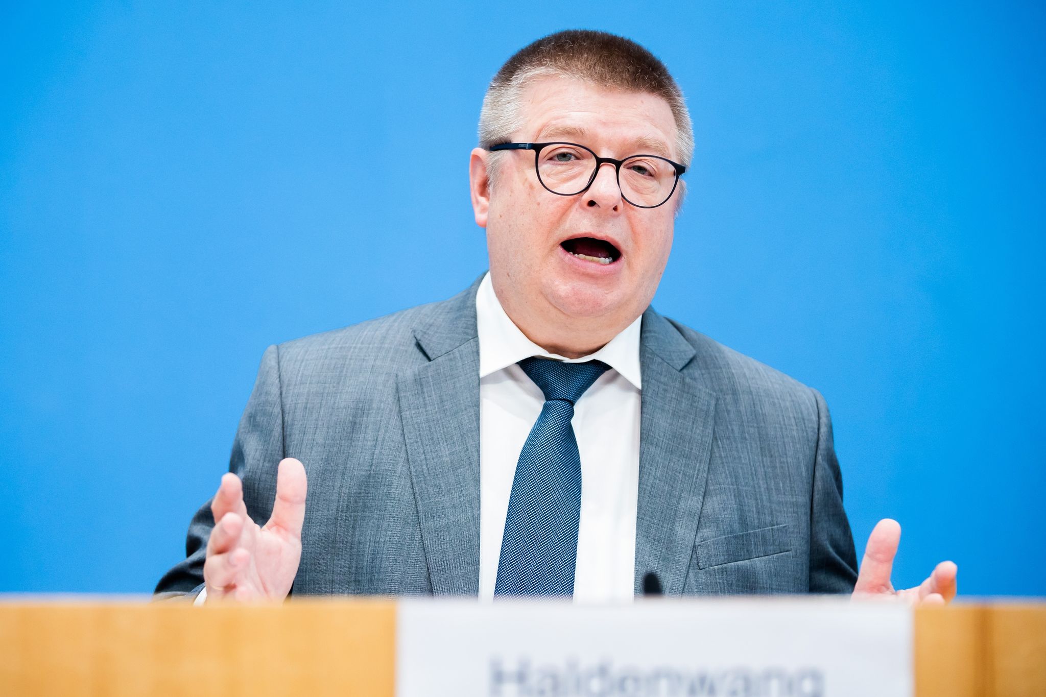 AfD-Wahlversammlung: Verfassungsschutz gibt Stillhaltezusage